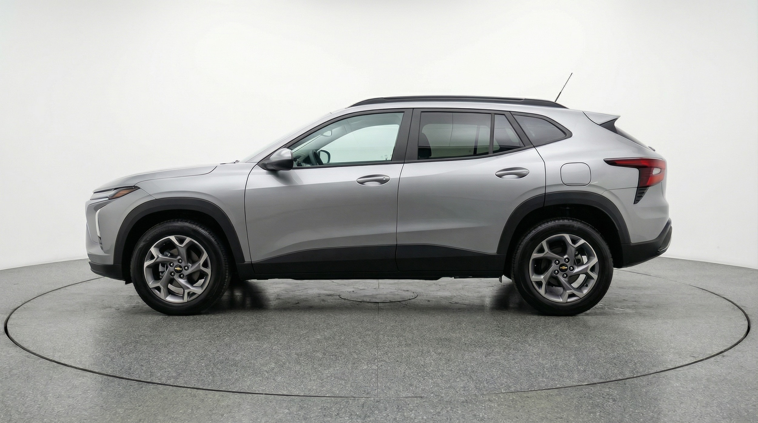 Thumbnail: 2025 Chevrolet Trax - 4