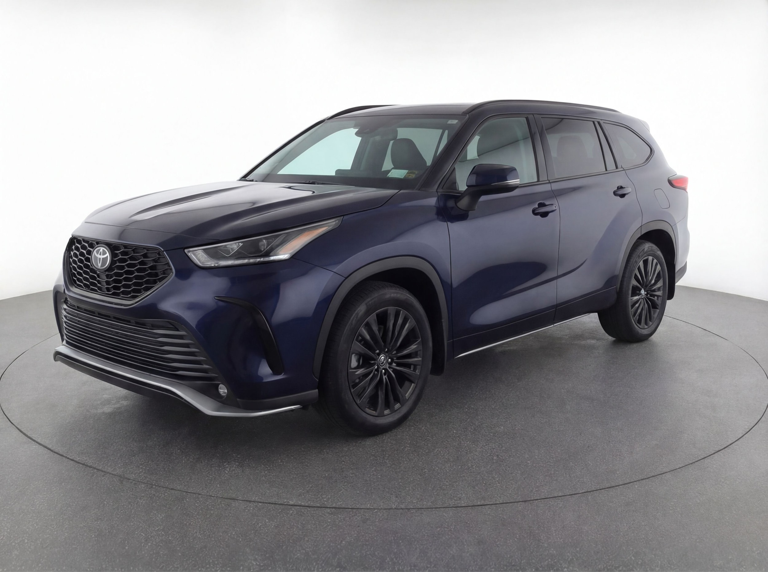 Thumbnail: 2024 Toyota Highlander - 3