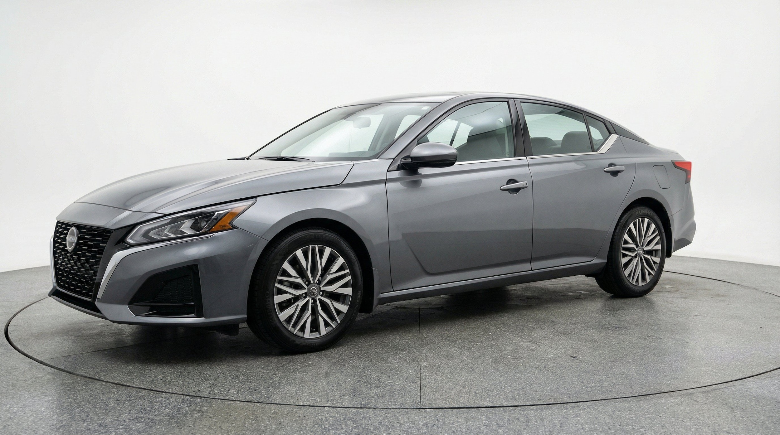 Thumbnail: 2025 Nissan Altima - 3