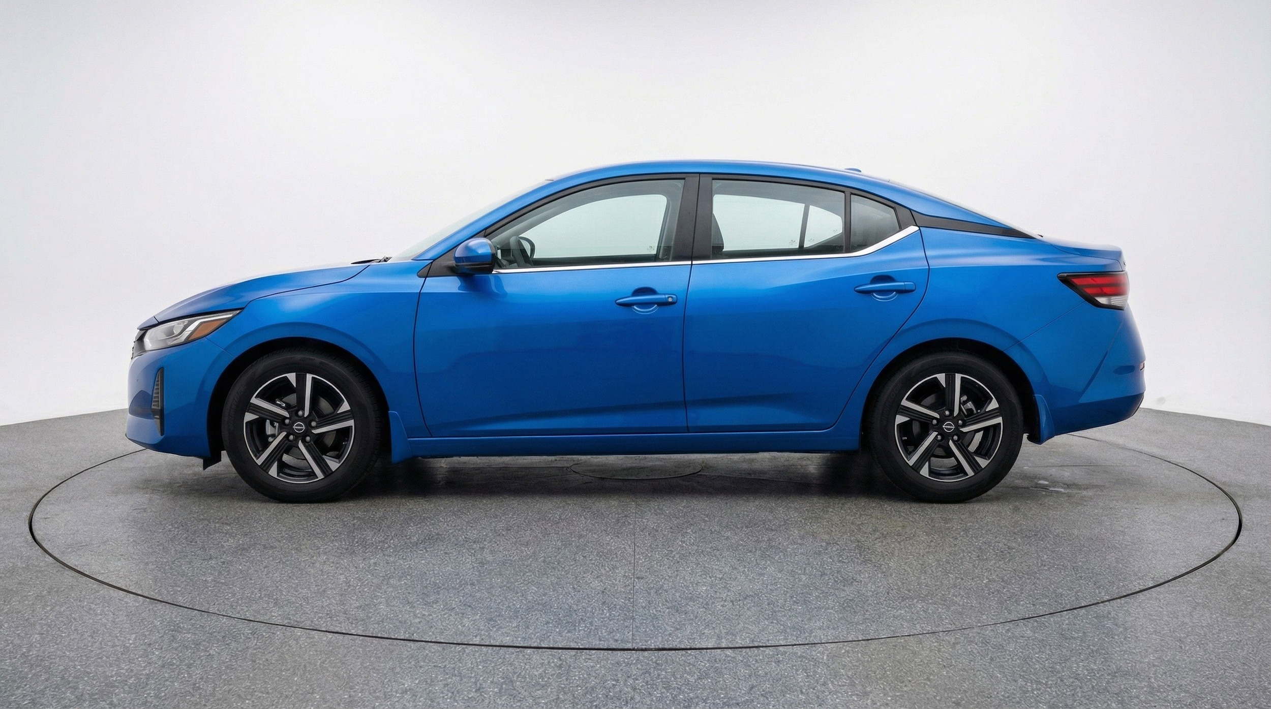 Thumbnail: 2025 Nissan Sentra - 5
