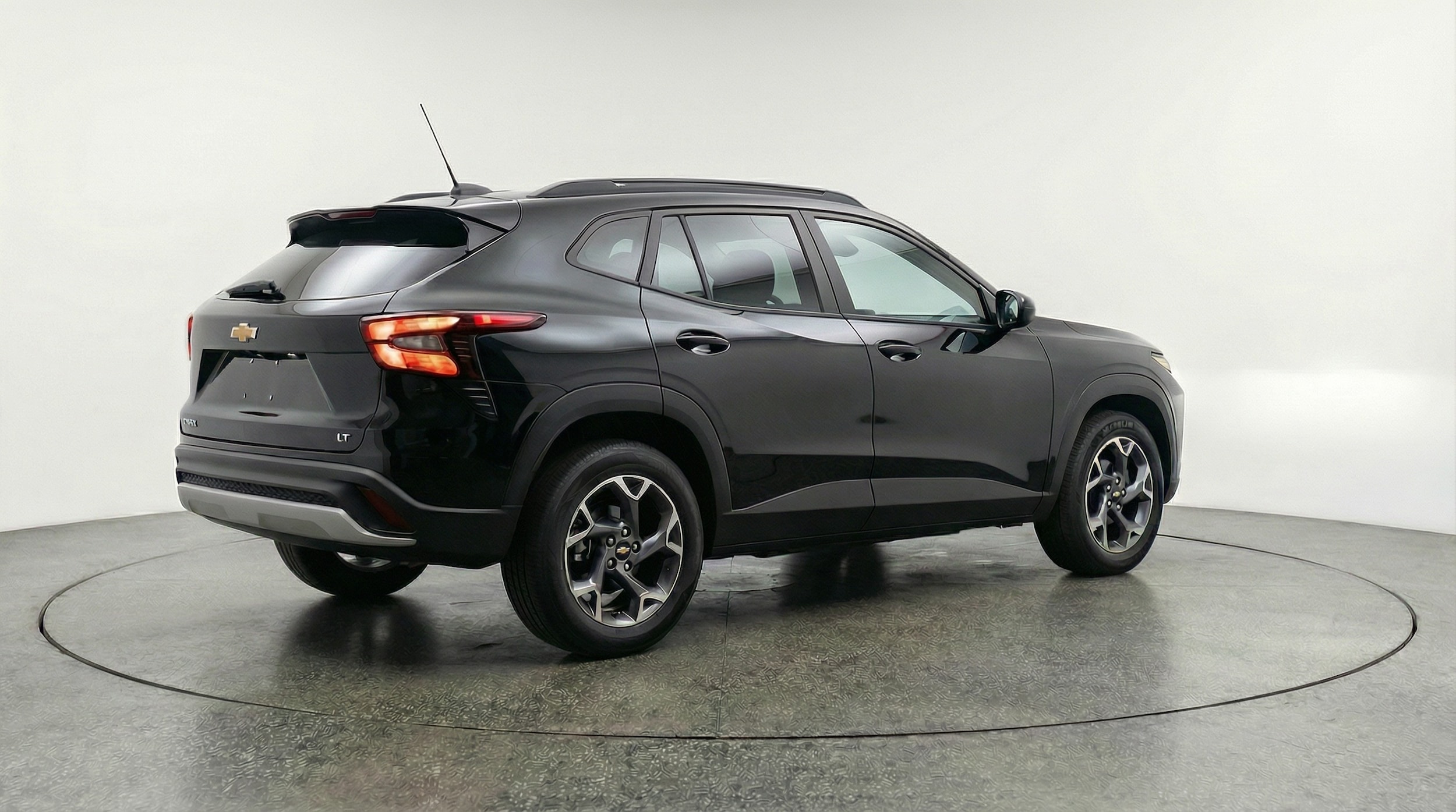 Thumbnail: 2025 Chevrolet Trax - 7