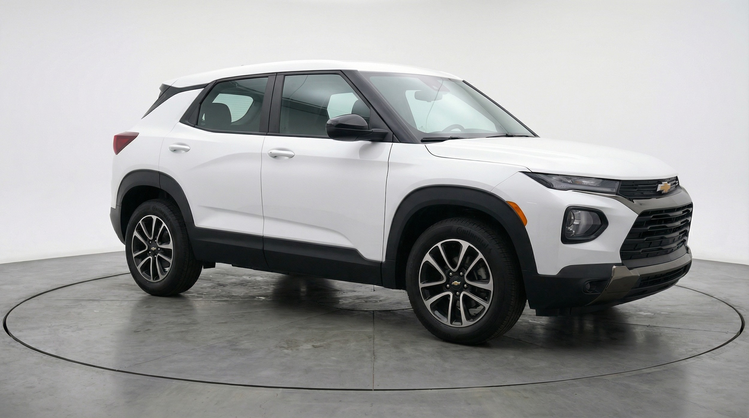 Thumbnail: 2025 Chevrolet TrailBlazer - 1