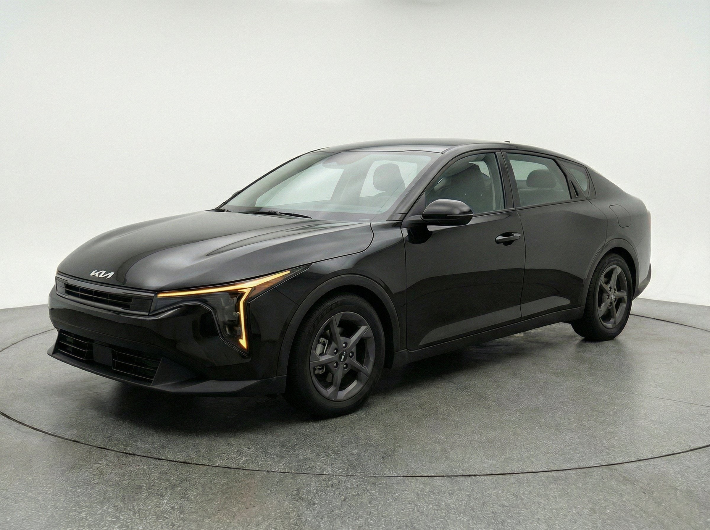 Thumbnail: 2025 Kia K4 - 3