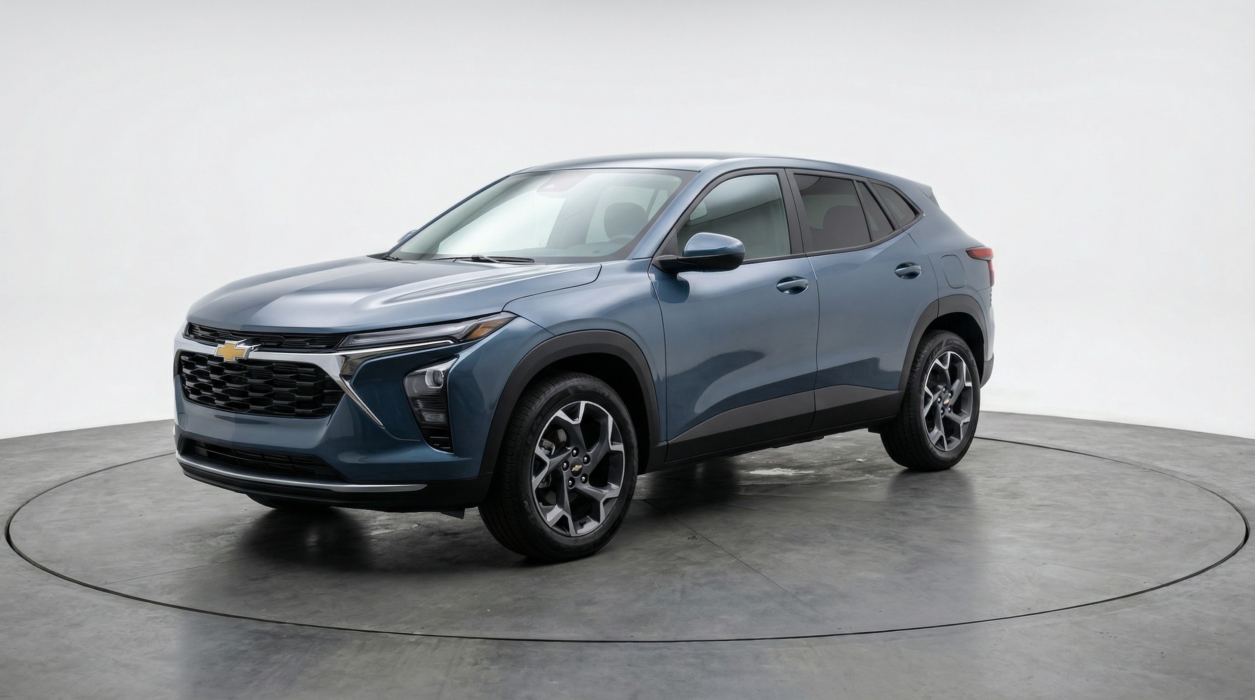 Thumbnail: 2025 Chevrolet Trax - 3