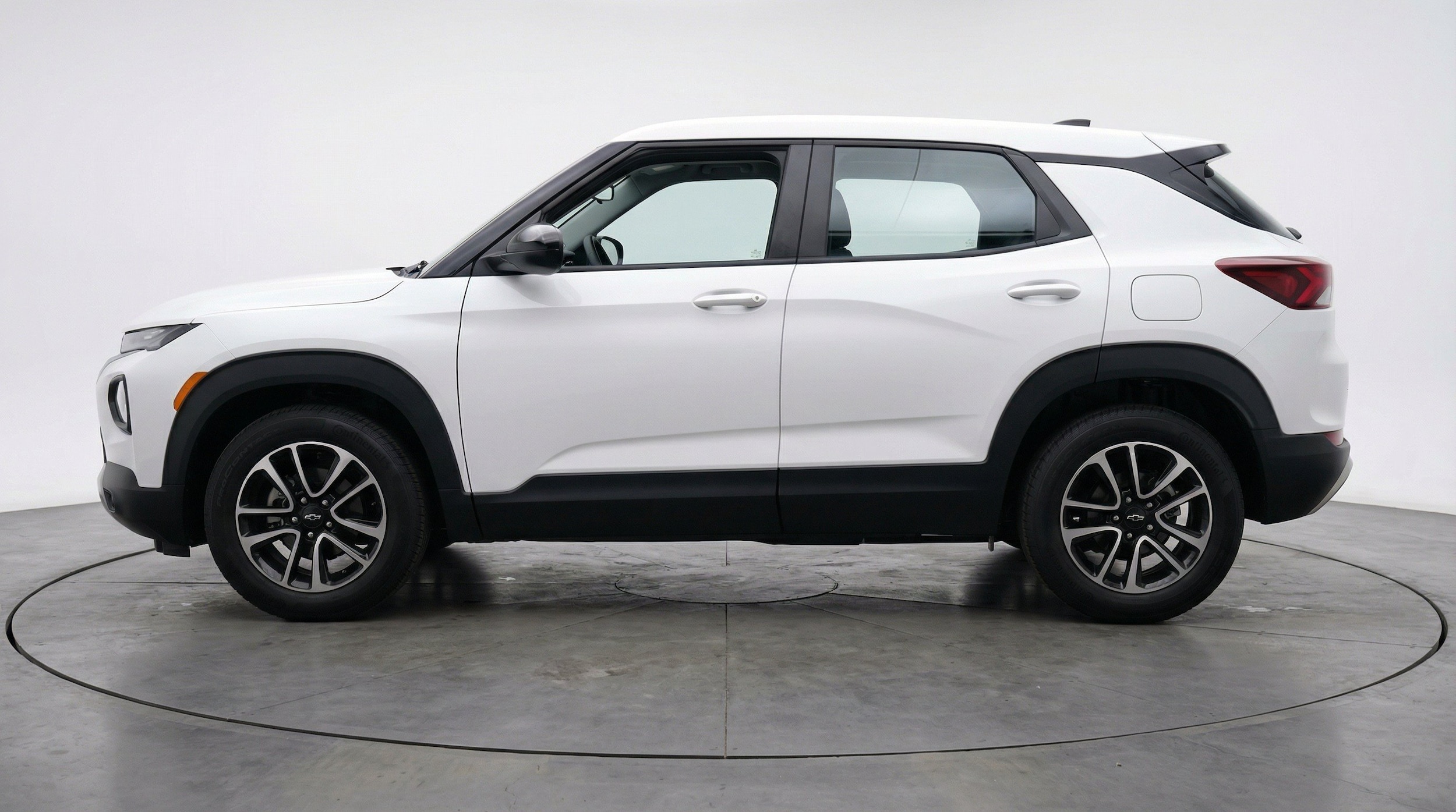 Thumbnail: 2025 Chevrolet TrailBlazer - 5