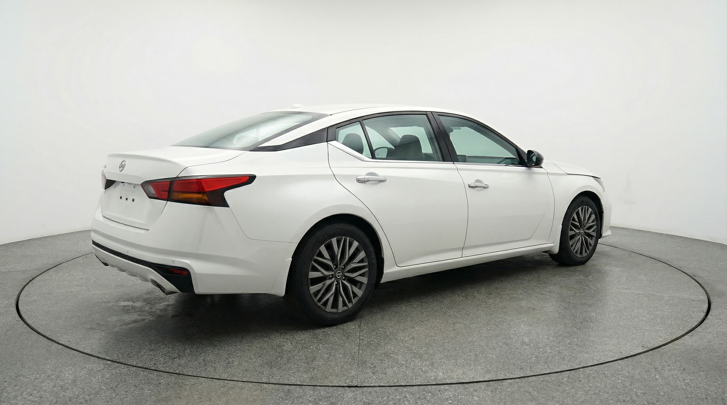 Thumbnail: 2025 Nissan Altima - 7