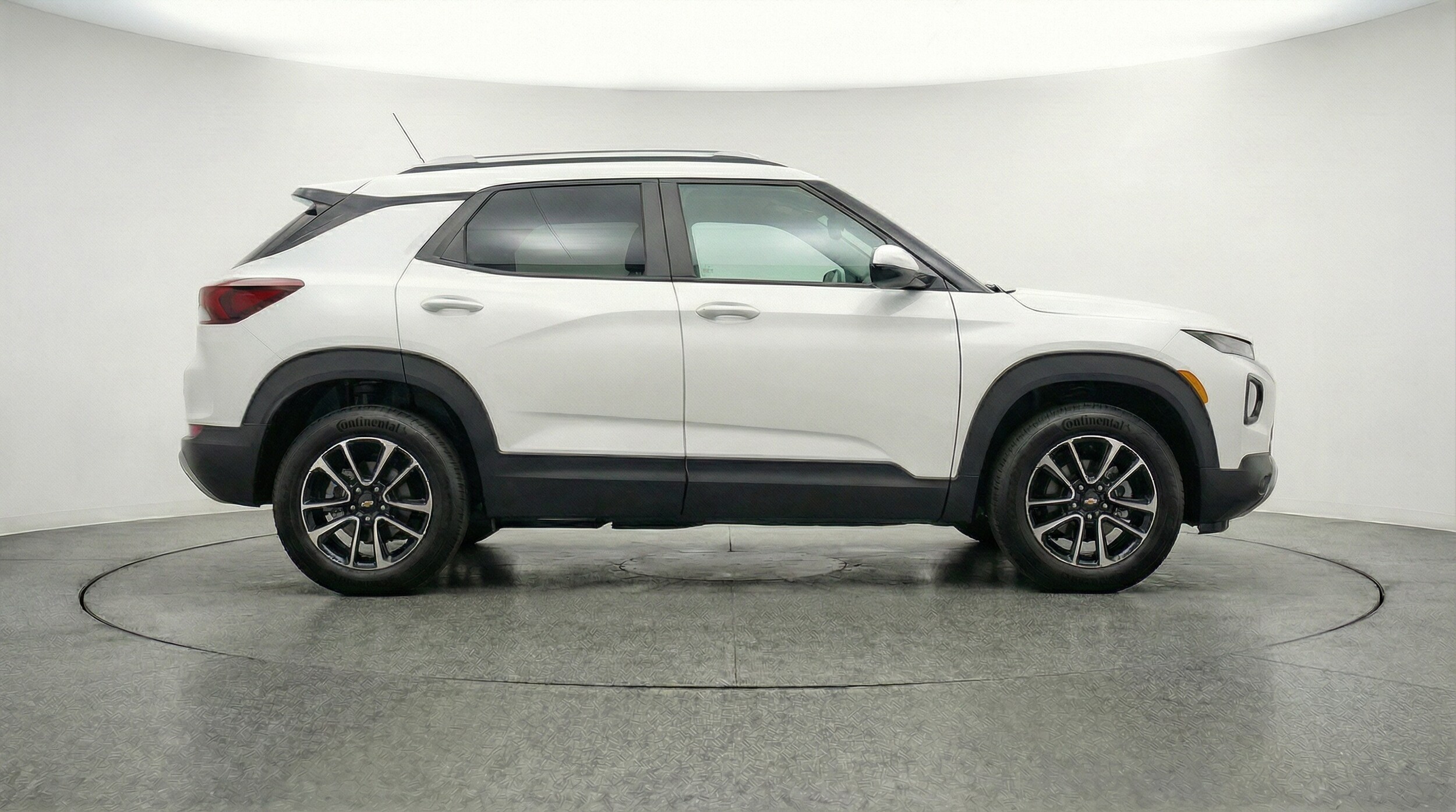 Thumbnail: 2025 Chevrolet TrailBlazer - 4