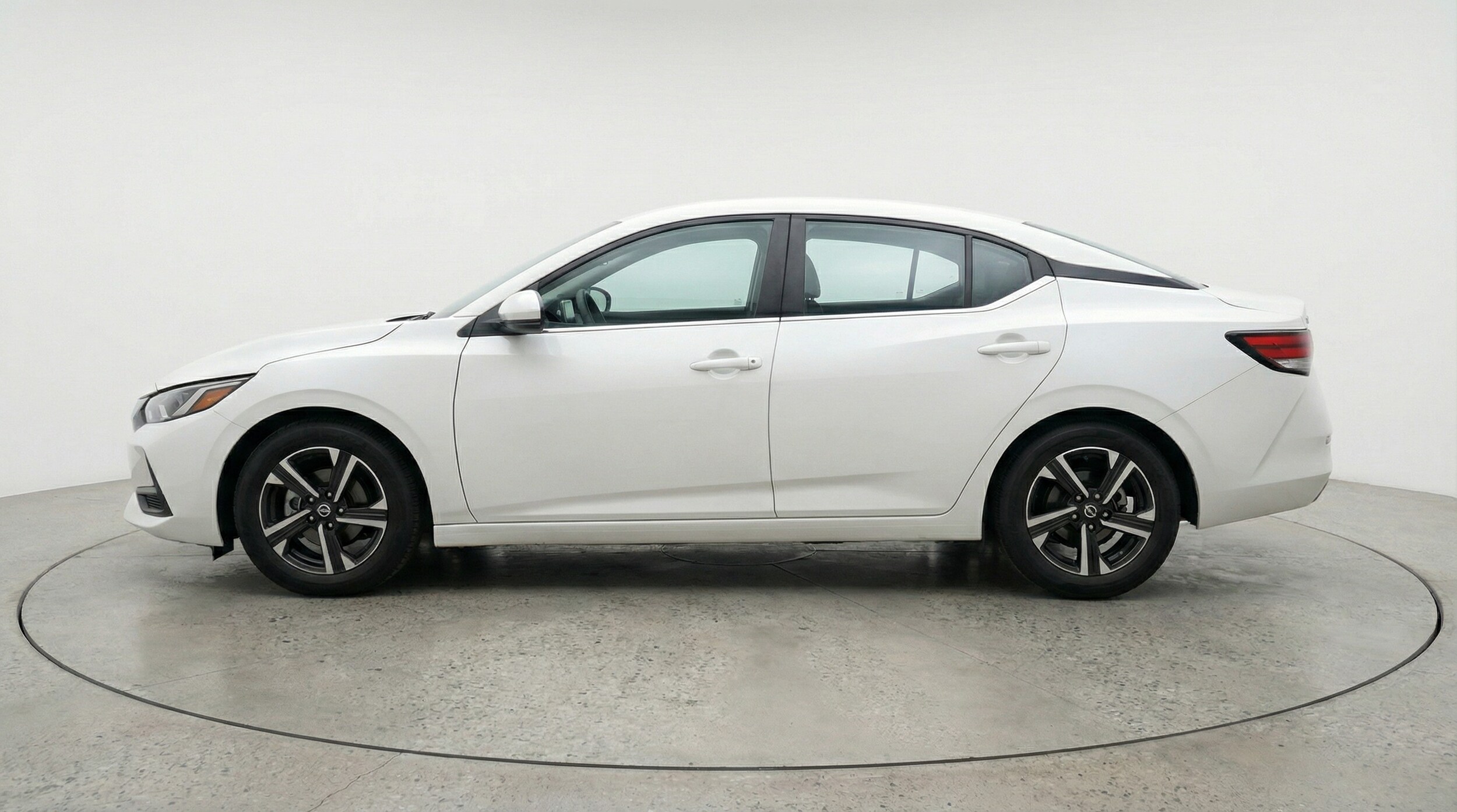 Thumbnail: 2025 Nissan Sentra - 4