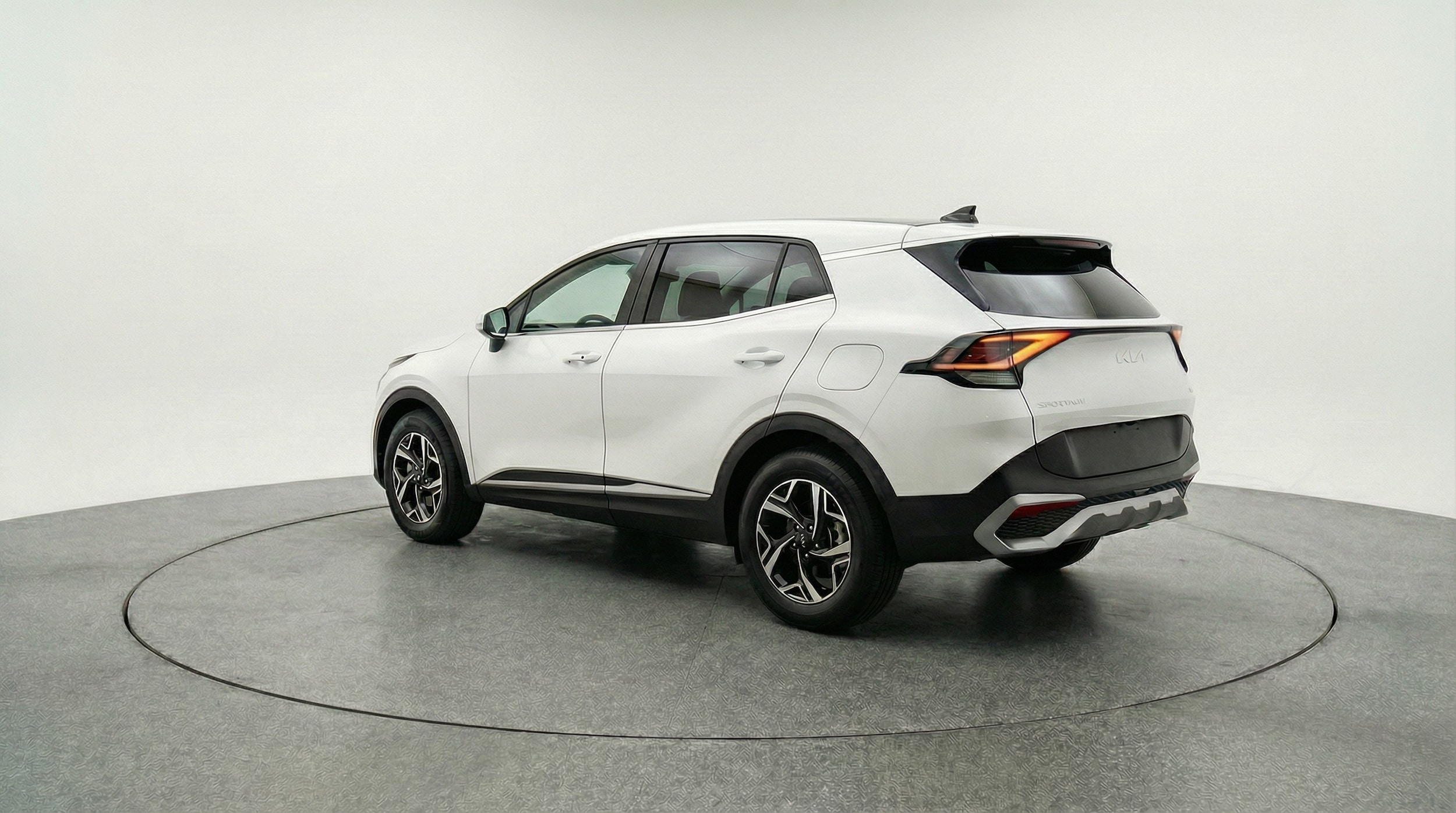 Thumbnail: 2025 Kia Sportage - 5