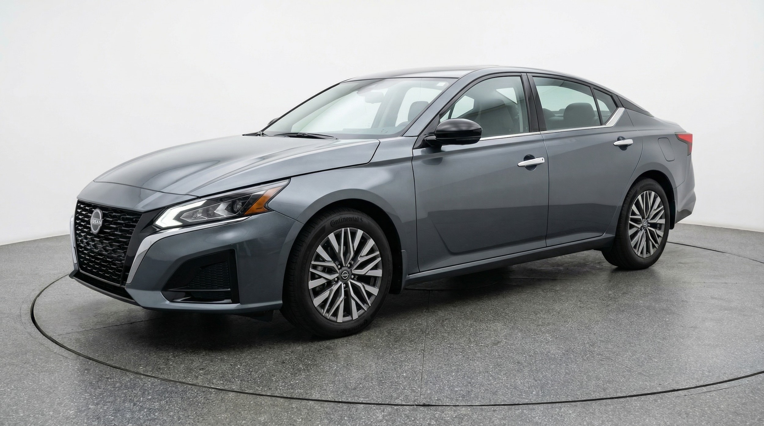 Thumbnail: 2025 Nissan Altima - 3