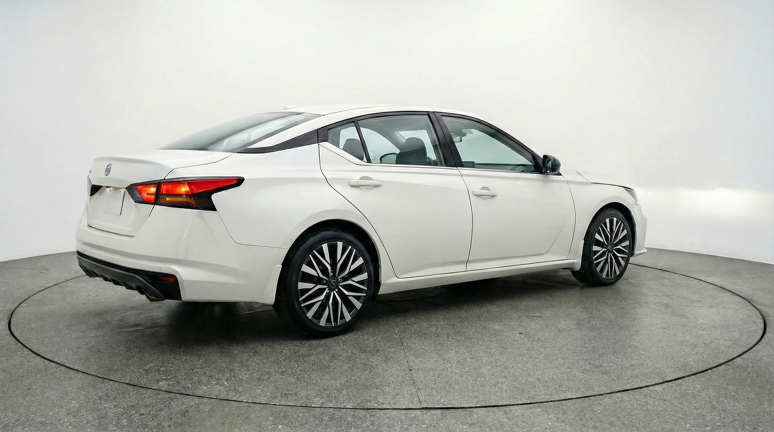 Thumbnail: 2025 Nissan Altima - 7