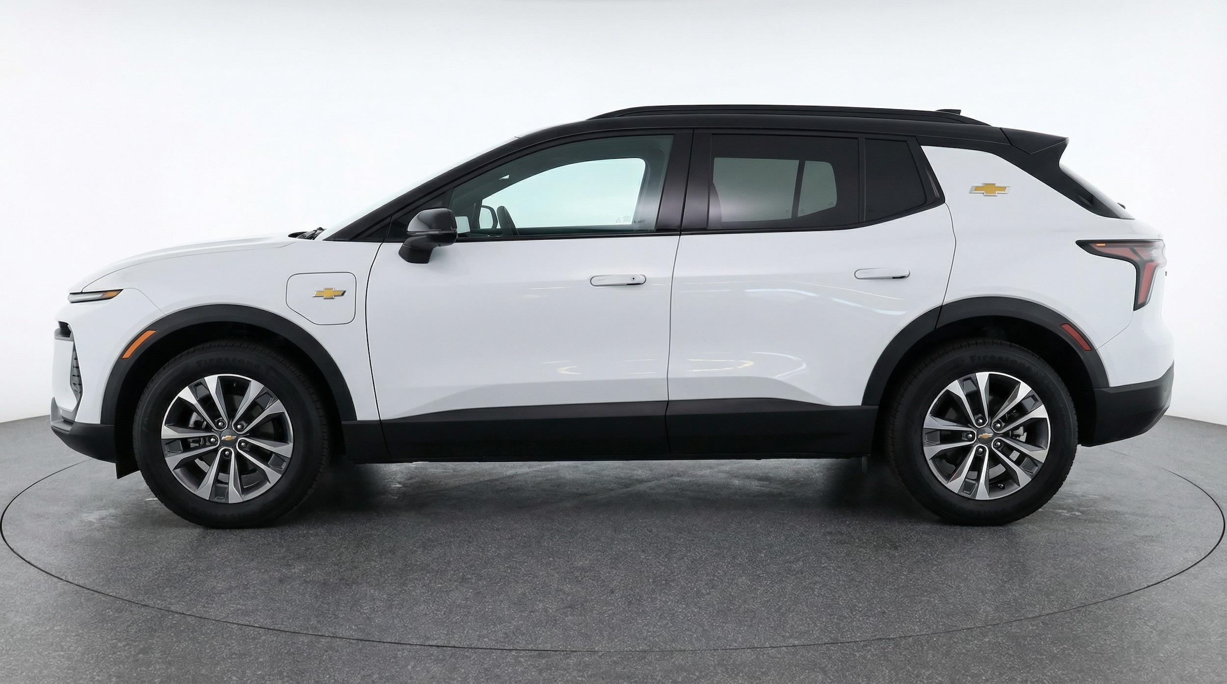 Thumbnail: 2025 Chevrolet Equinox - 4