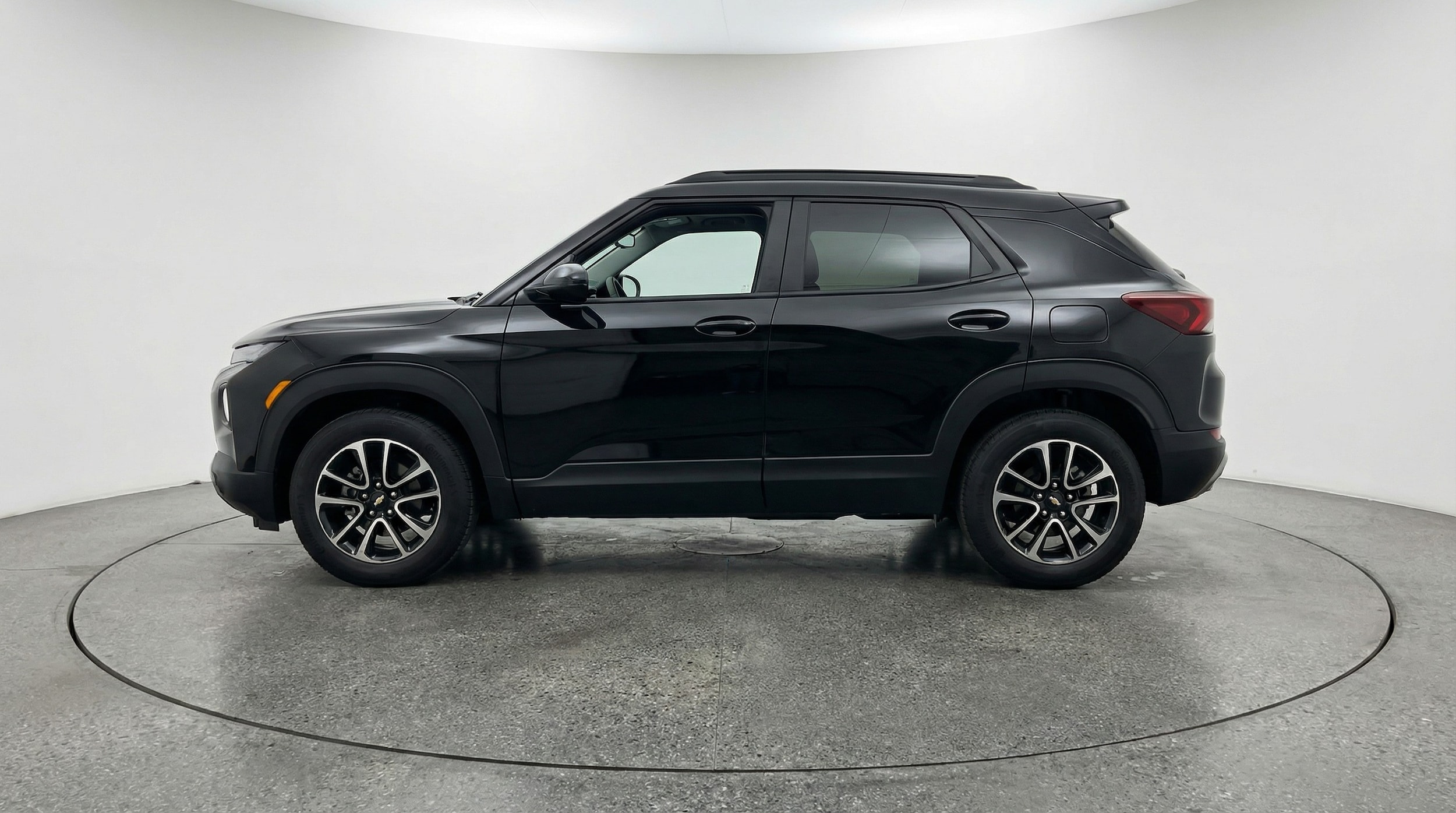 Thumbnail: 2025 Chevrolet TrailBlazer - 4