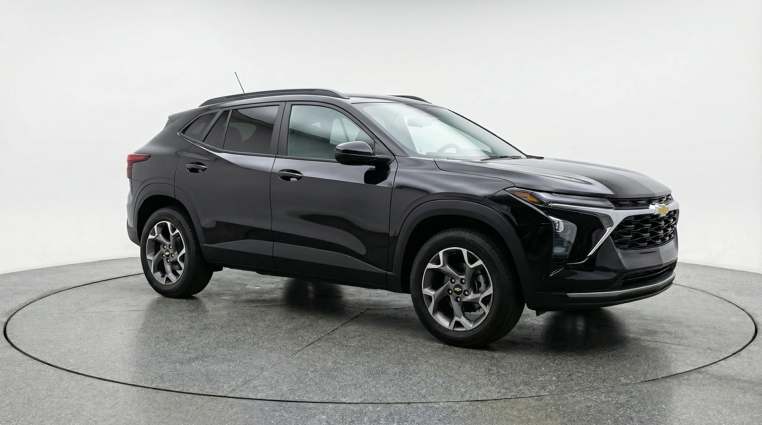 Thumbnail: 2025 Chevrolet Trax - 1