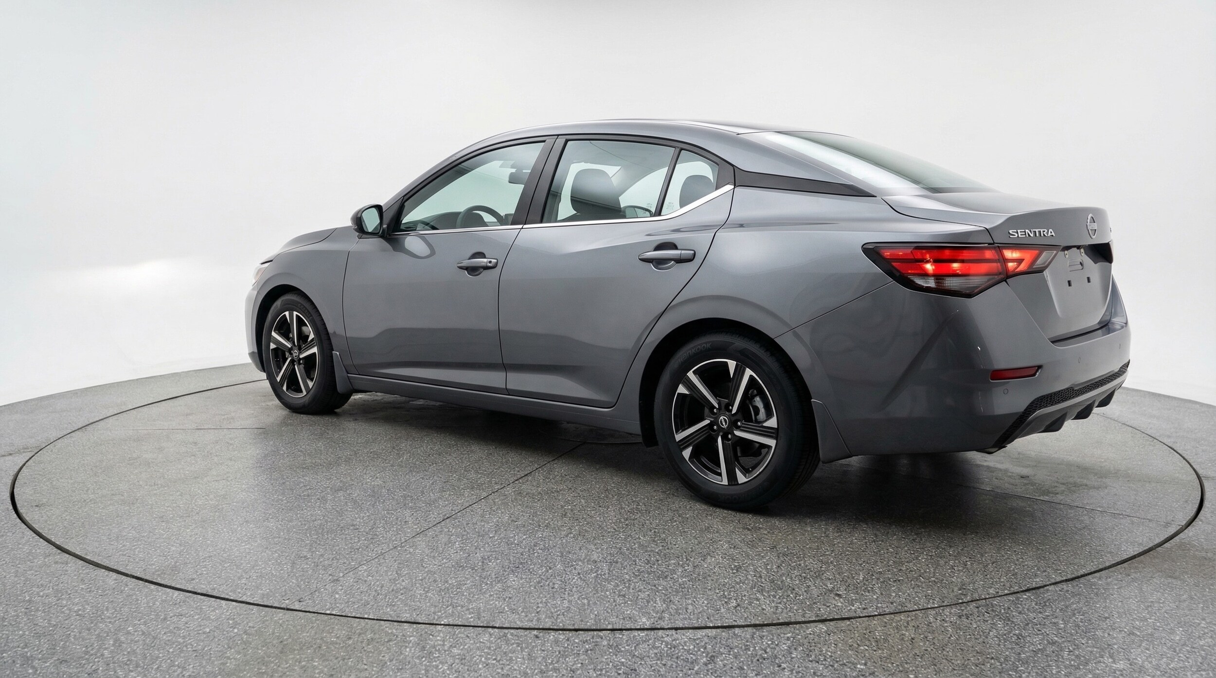 Thumbnail: 2025 Nissan Sentra - 5