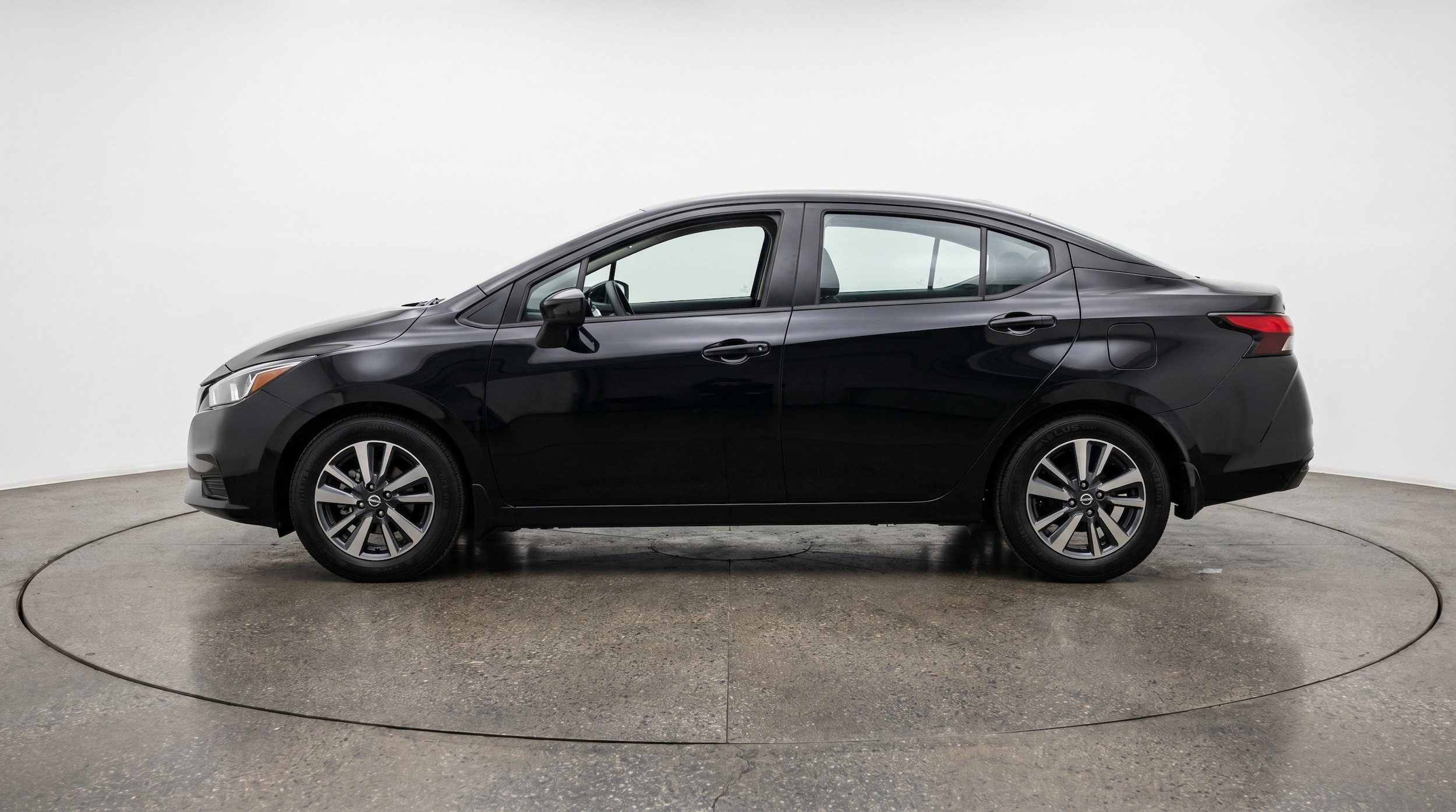 Thumbnail: 2025 Nissan Versa - 5