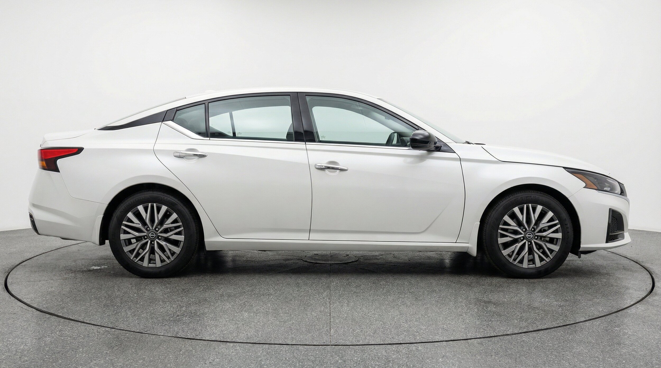 Thumbnail: 2026 Nissan Altima - 11