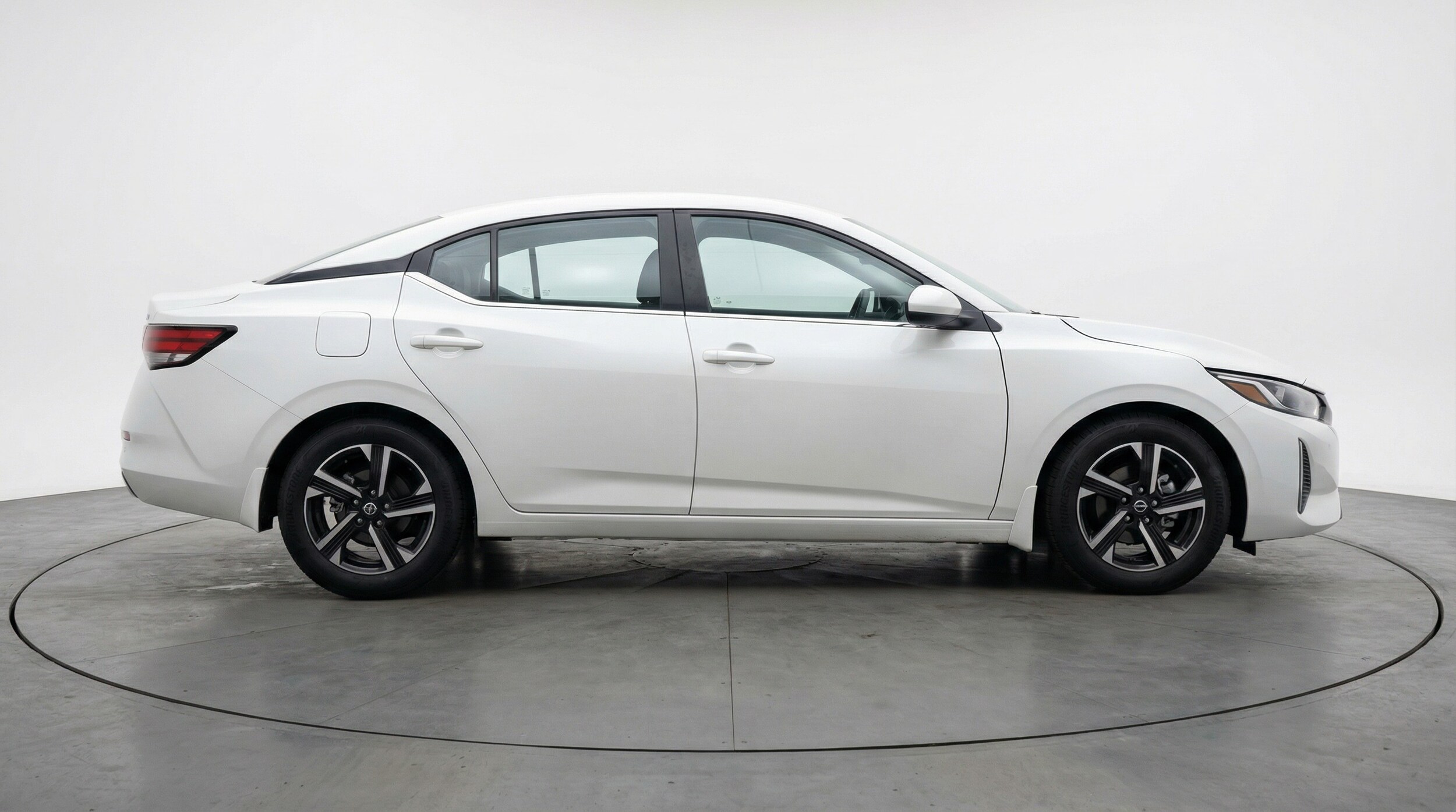 Thumbnail: 2025 Nissan Sentra - 8