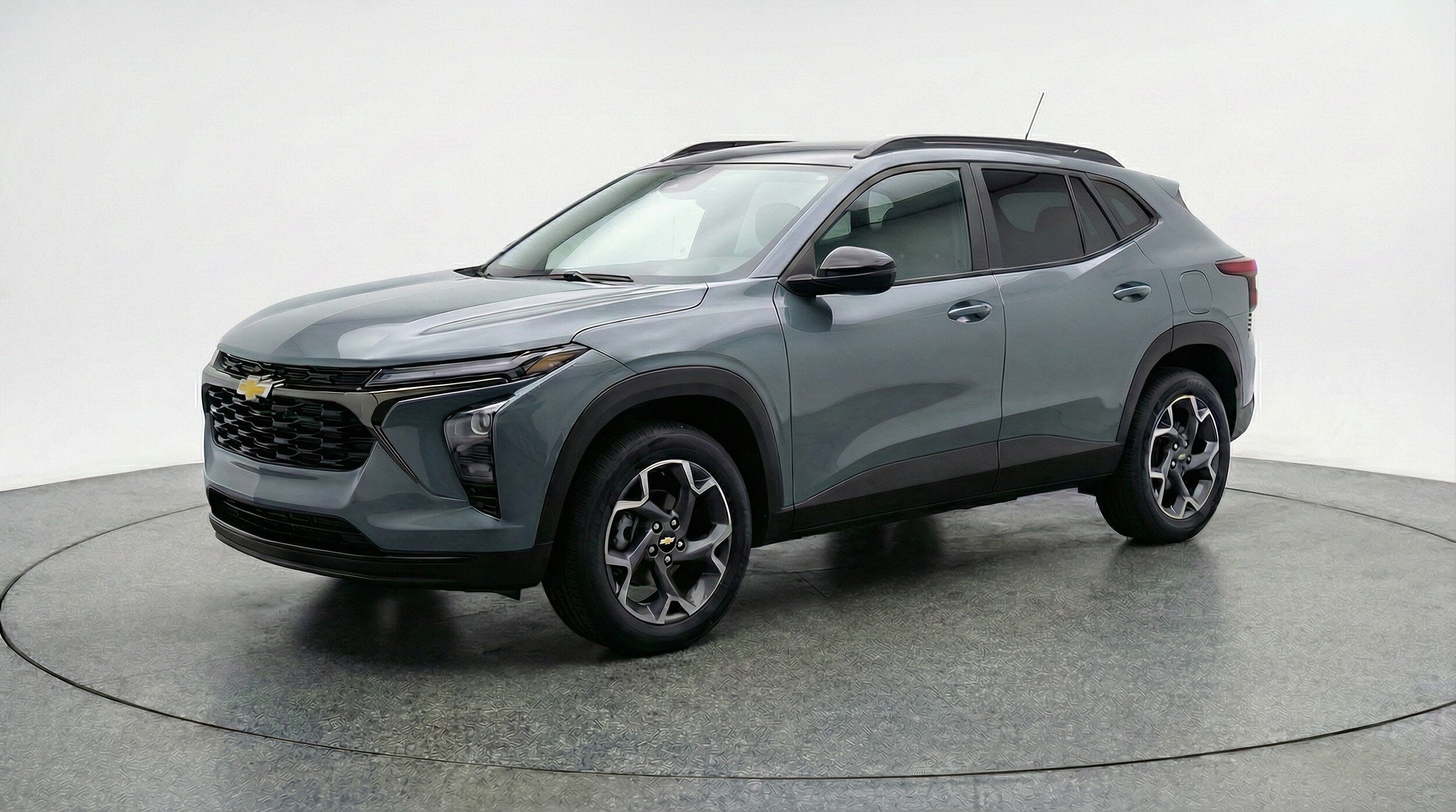 Thumbnail: 2025 Chevrolet Trax - 3