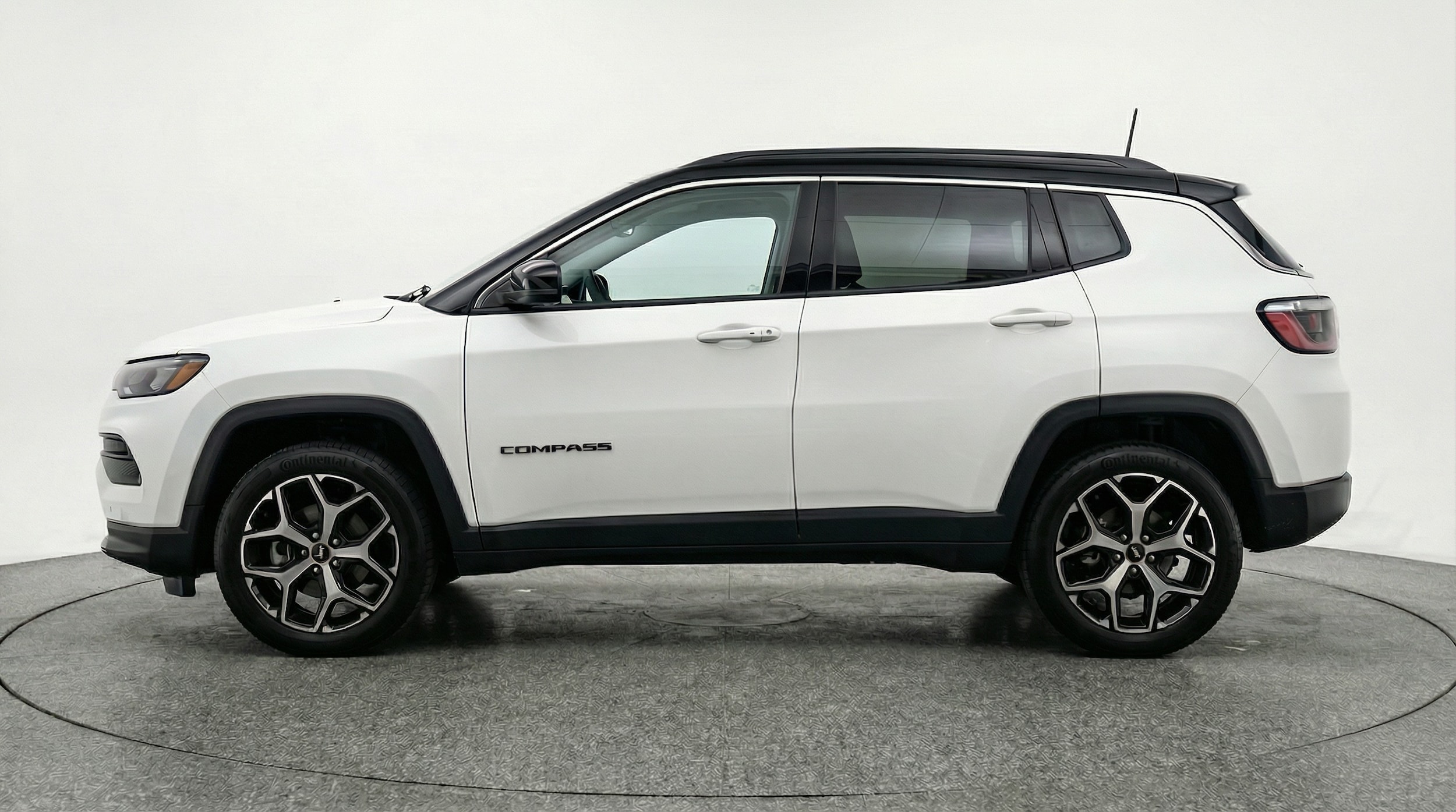 Thumbnail: 2025 Jeep Compass - 4
