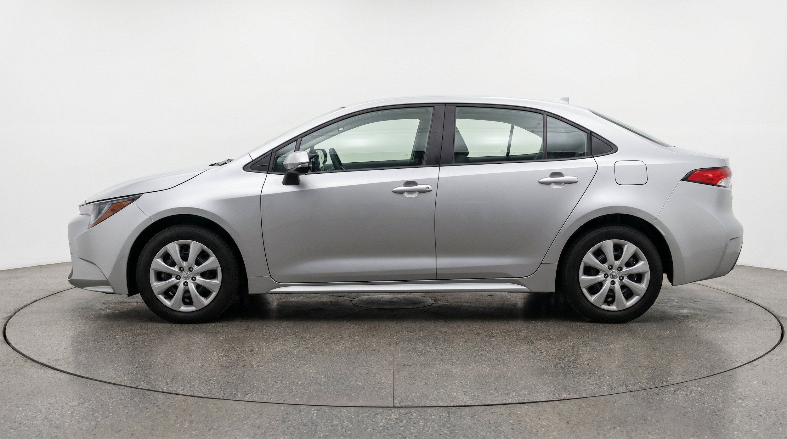 Thumbnail: 2025 Toyota Corolla - 5