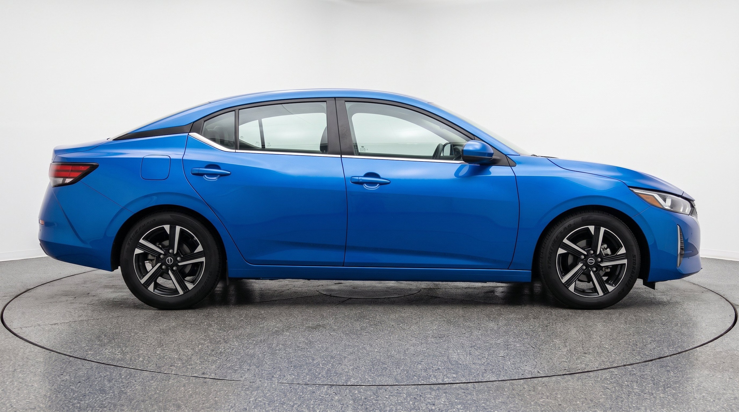 Thumbnail: 2025 Nissan Sentra - 11