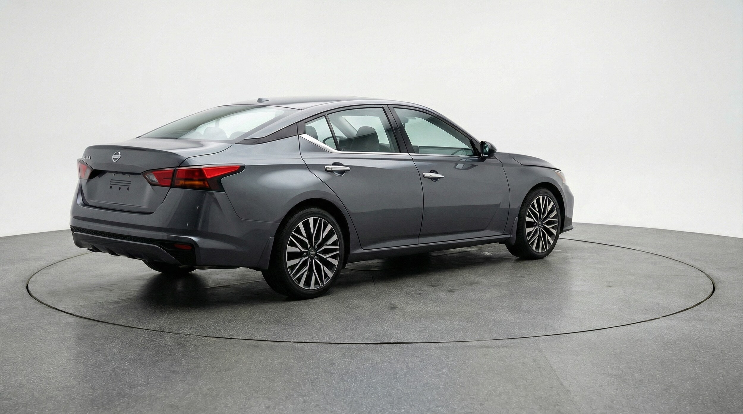 Thumbnail: 2025 Nissan Altima - 7