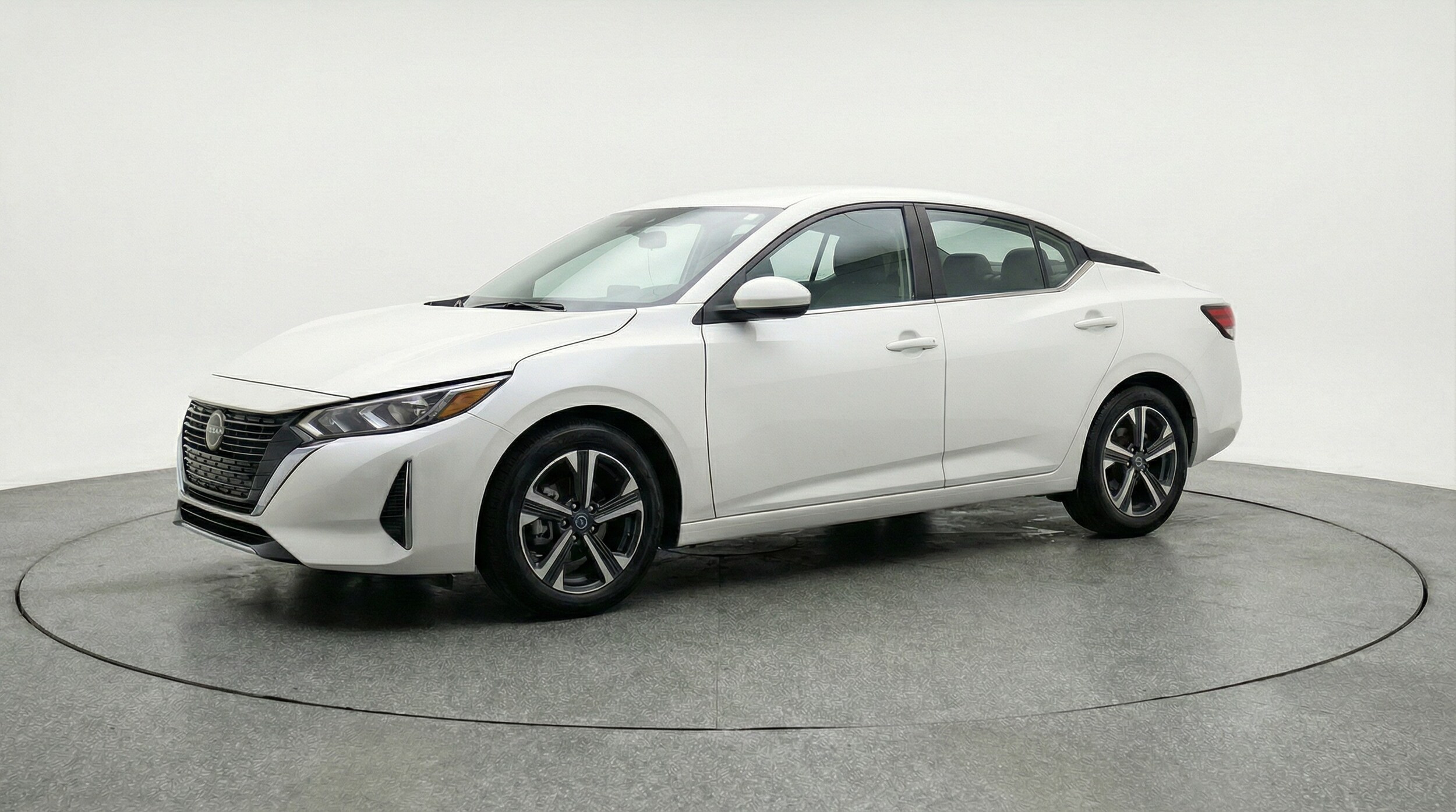 Thumbnail: 2025 Nissan Sentra - 3