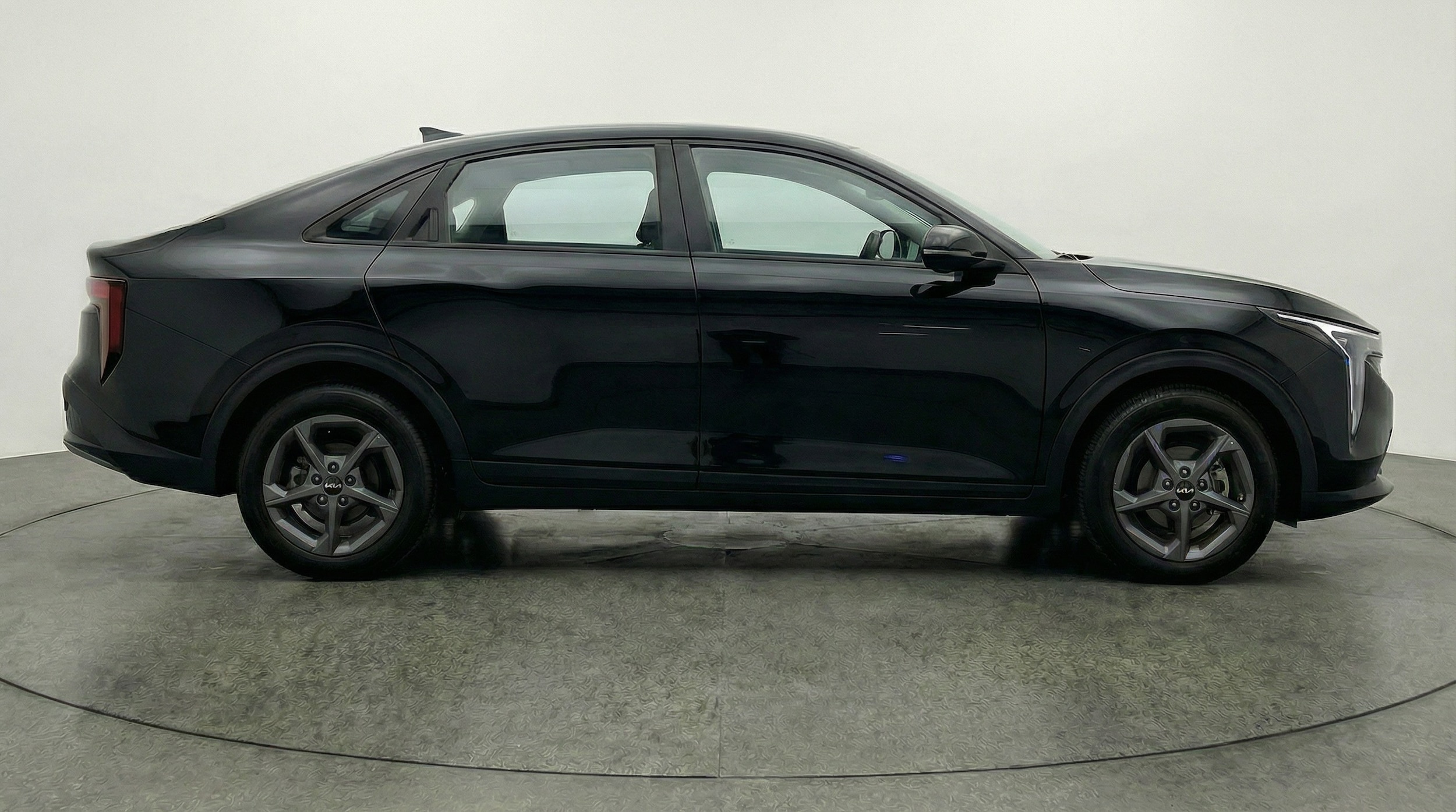 Thumbnail: 2025 Kia K4 - 8