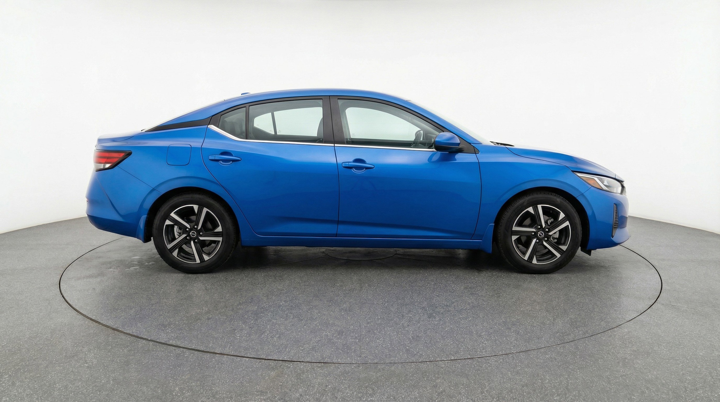 Thumbnail: 2025 Nissan Sentra - 11