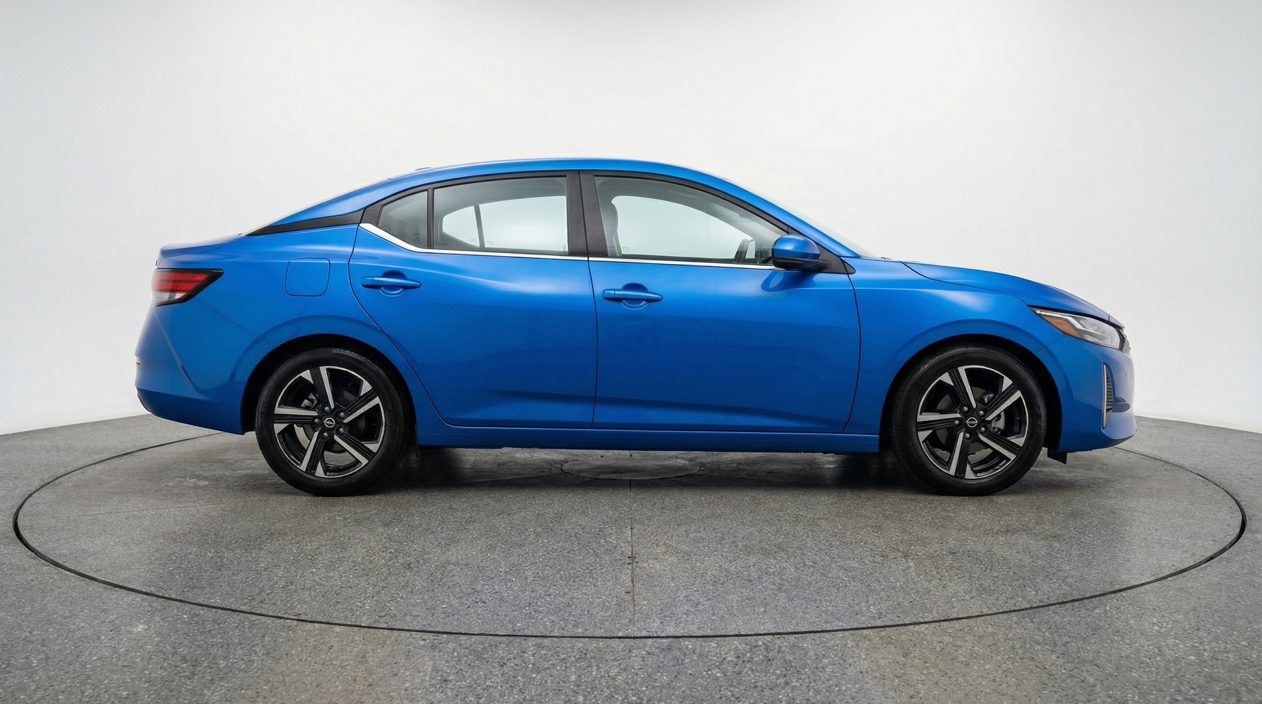 Thumbnail: 2025 Nissan Sentra - 11