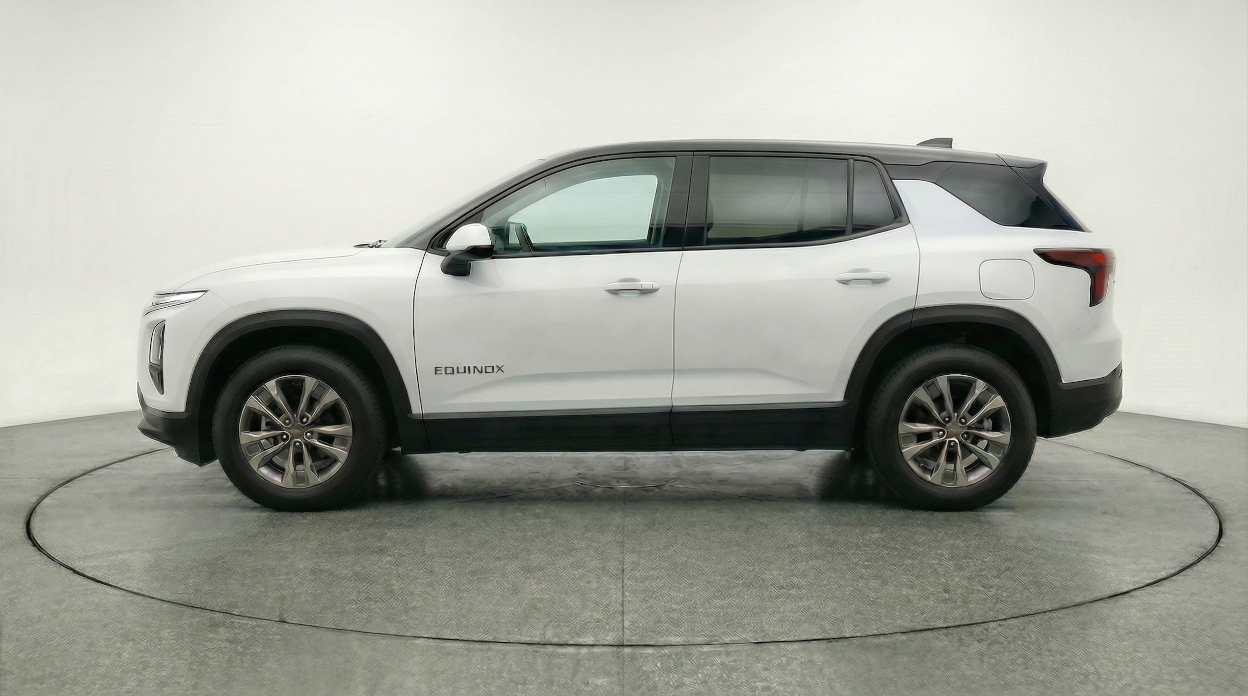 Thumbnail: 2025 Chevrolet Equinox - 4