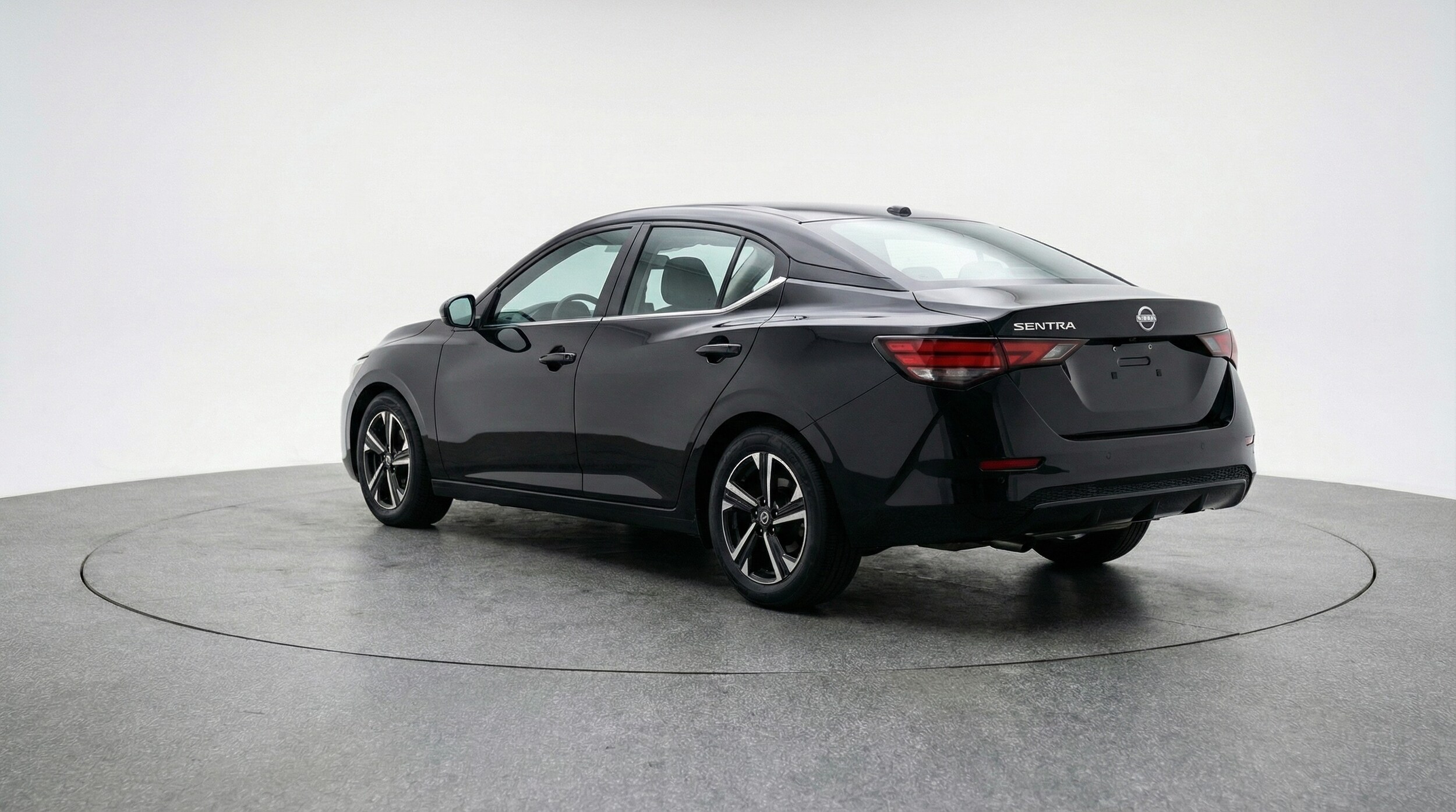 Thumbnail: 2025 Nissan Sentra - 5