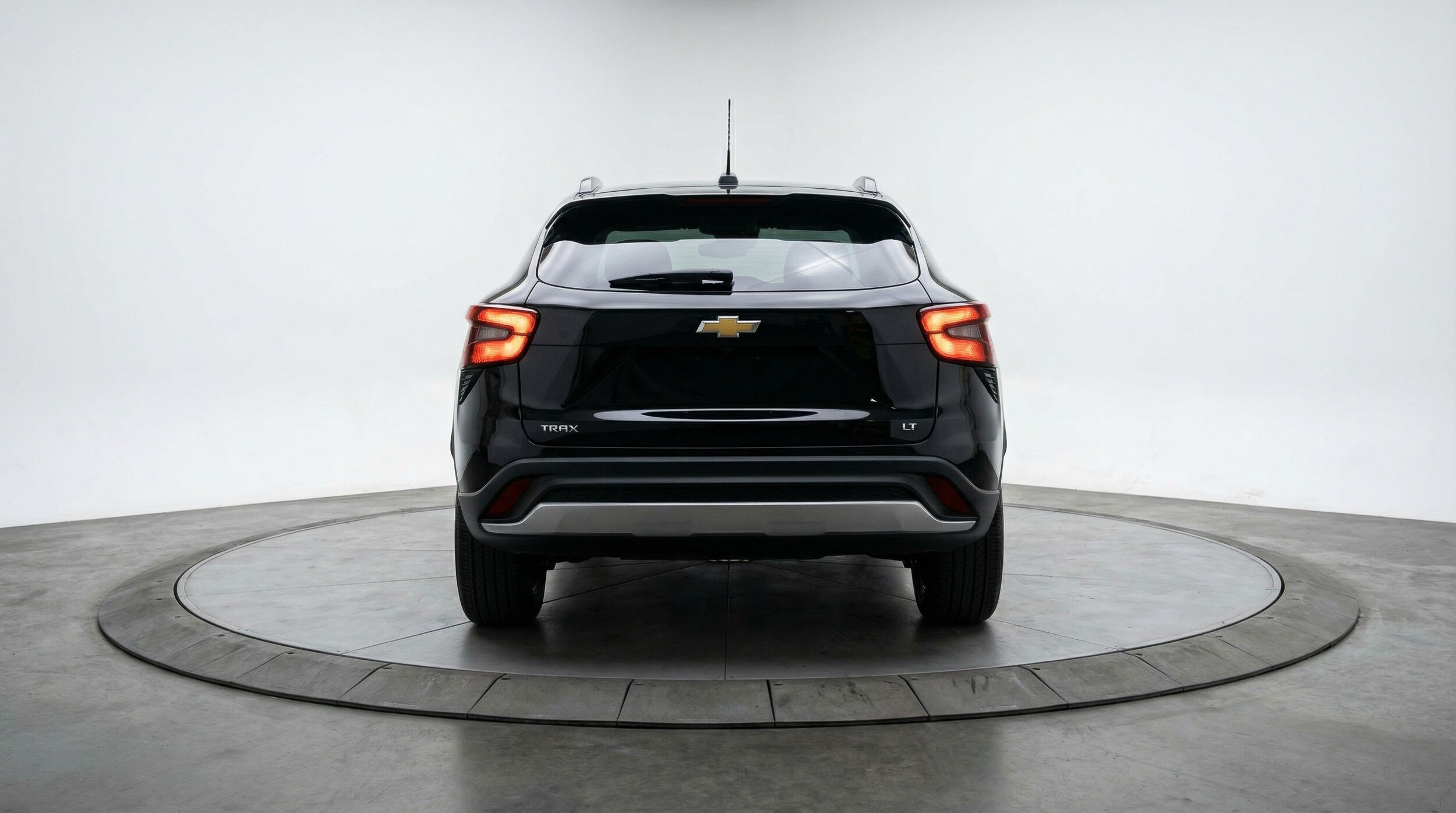 Thumbnail: 2025 Chevrolet Trax - 6