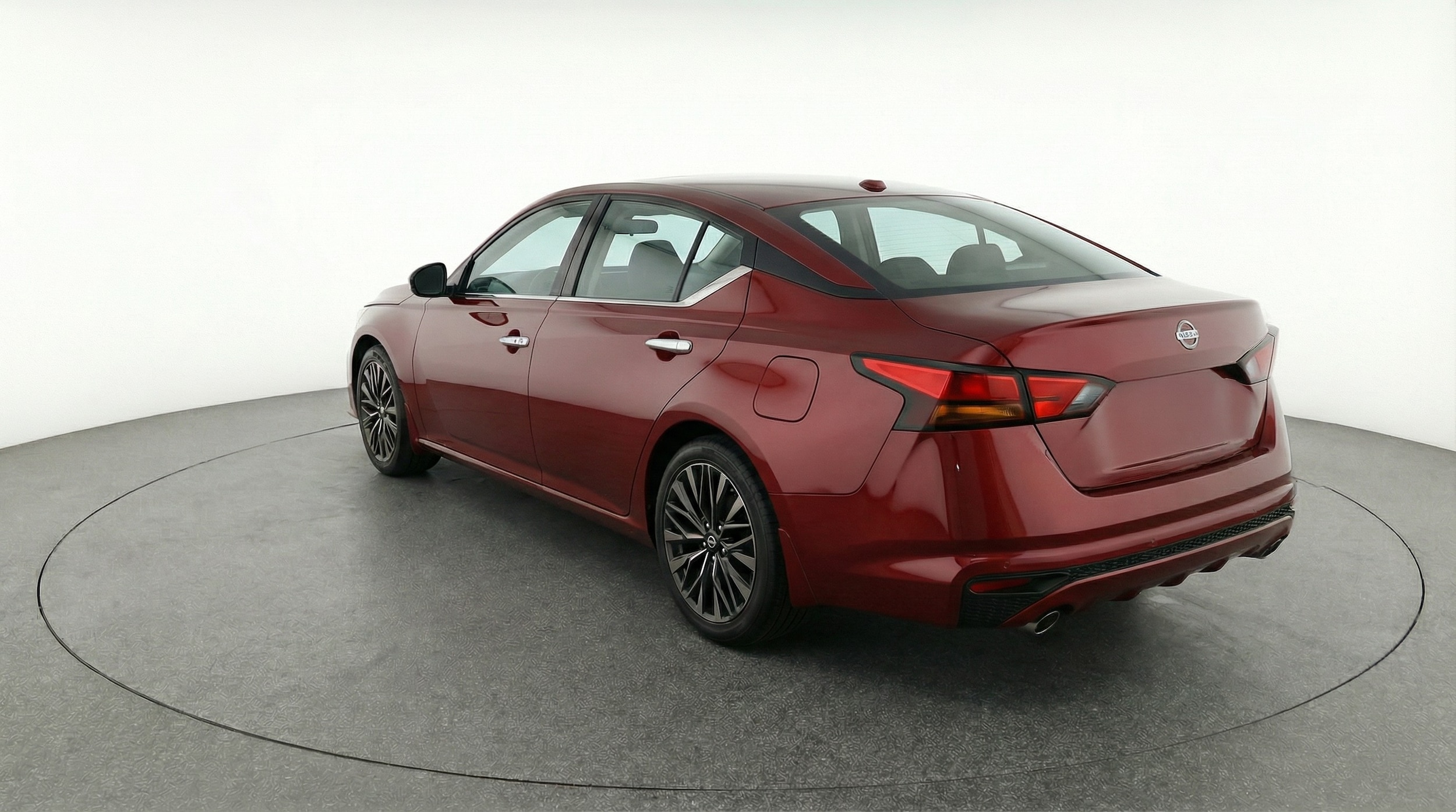 Thumbnail: 2025 Nissan Altima - 5