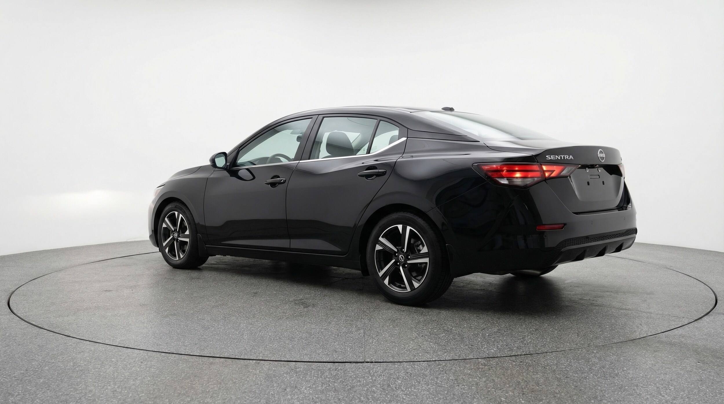 Thumbnail: 2025 Nissan Sentra - 5