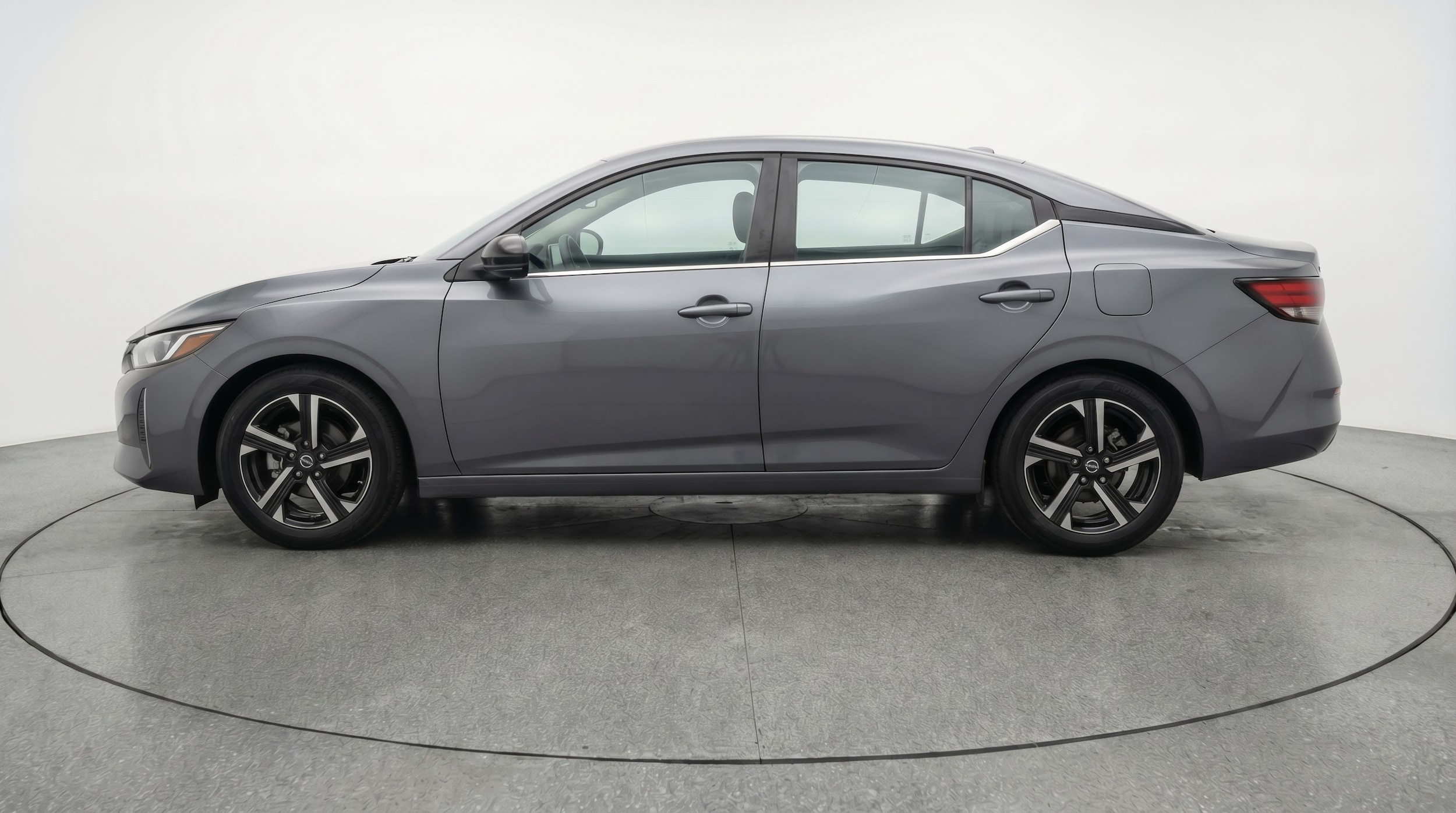 Thumbnail: 2025 Nissan Sentra - 4