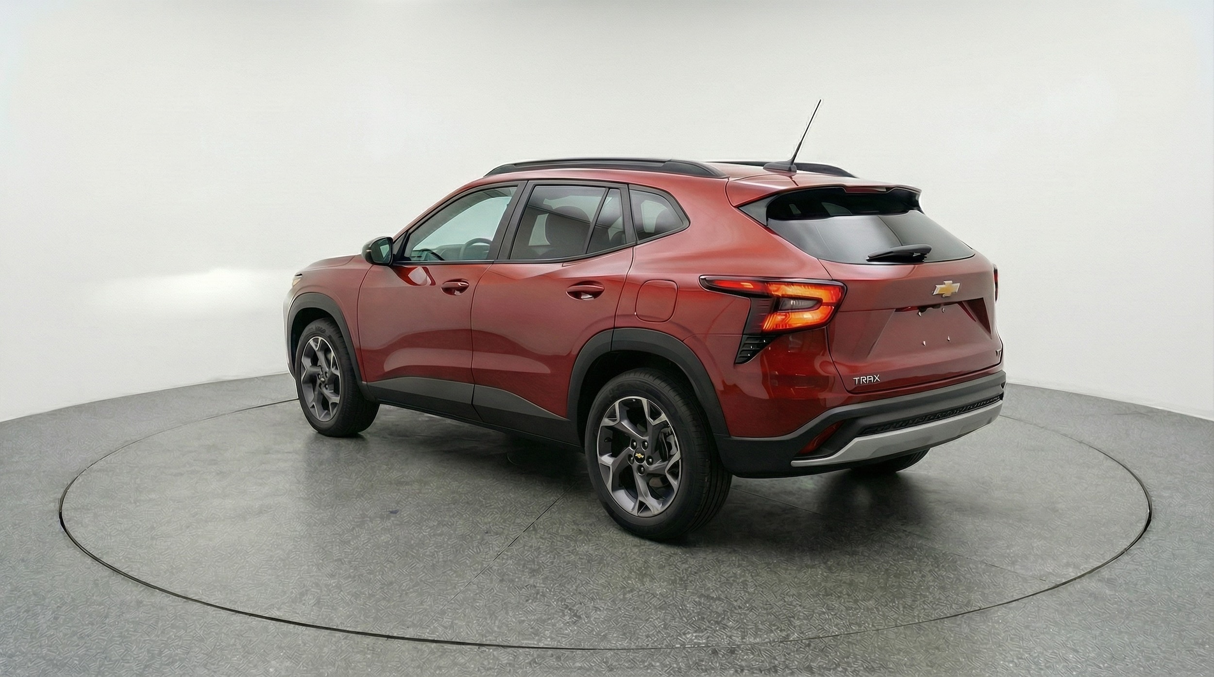 Thumbnail: 2025 Chevrolet Trax - 5