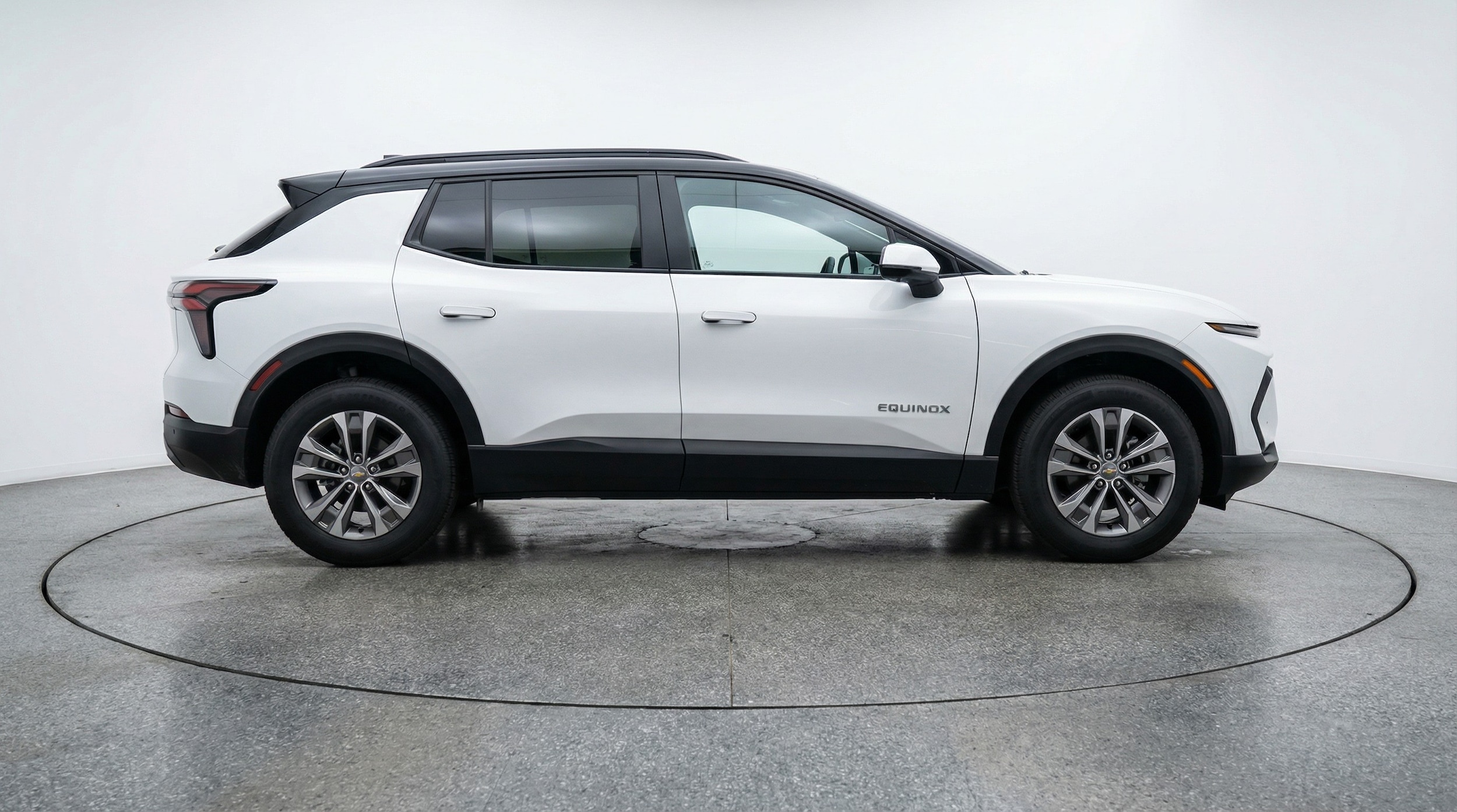 Thumbnail: 2025 Chevrolet Equinox - 8