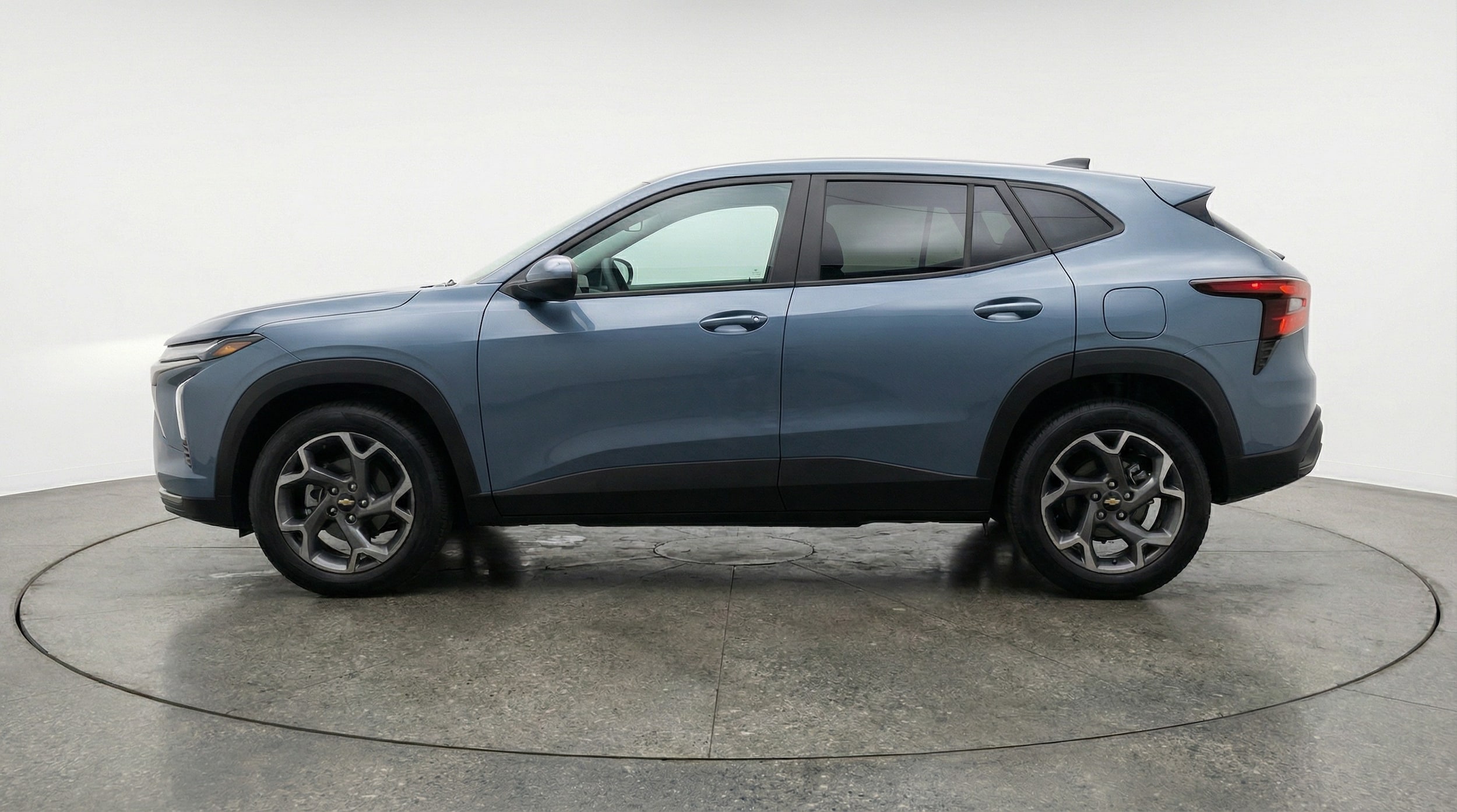 Thumbnail: 2025 Chevrolet Trax - 4