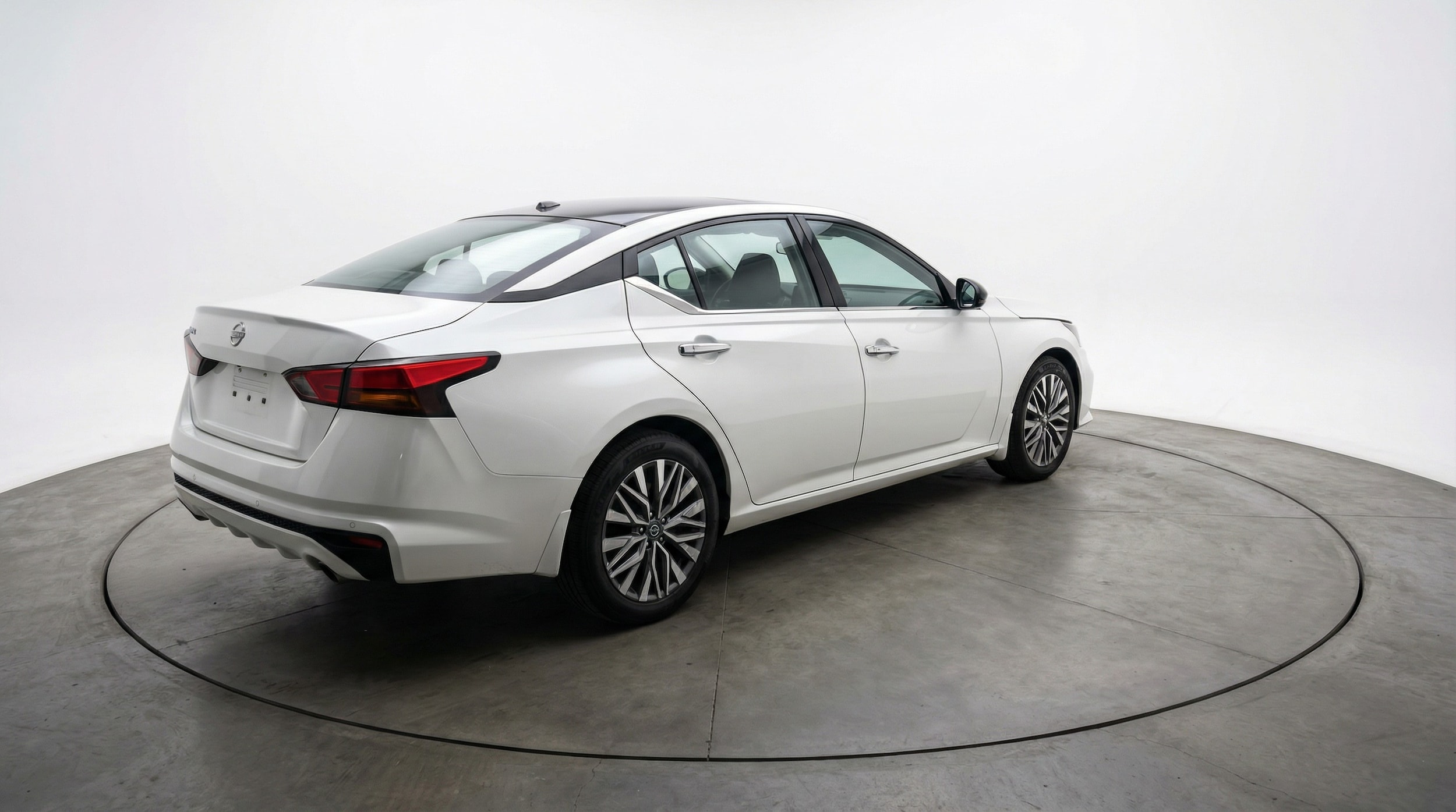 Thumbnail: 2025 Nissan Altima - 7