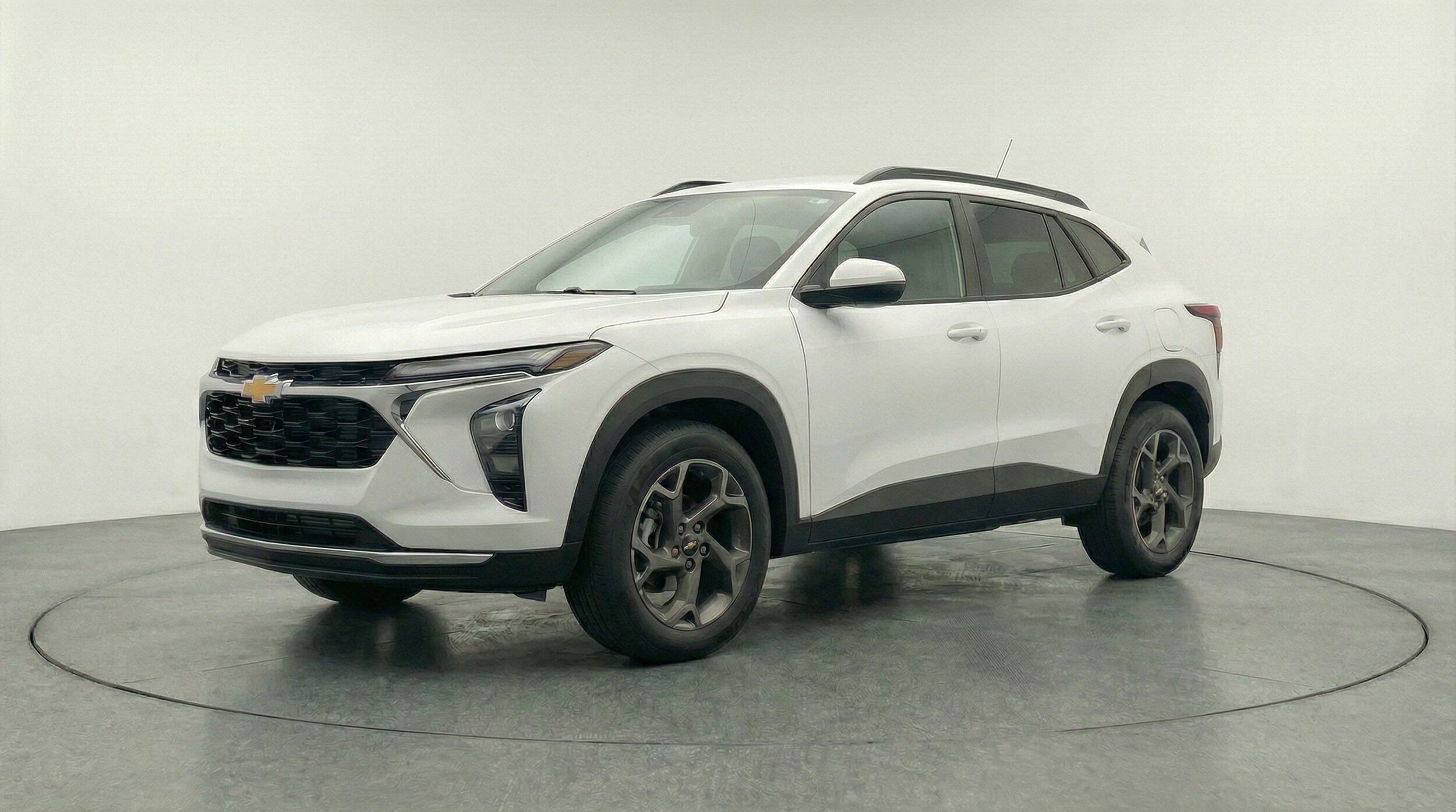 Thumbnail: 2025 Chevrolet Trax - 3