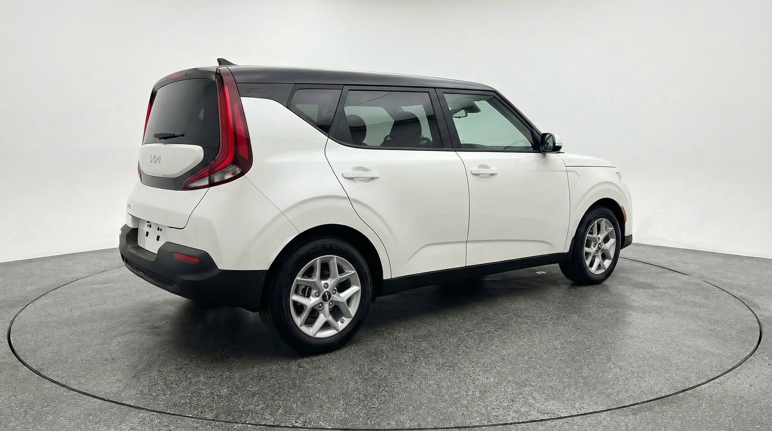 Thumbnail: 2025 Kia Soul - 9