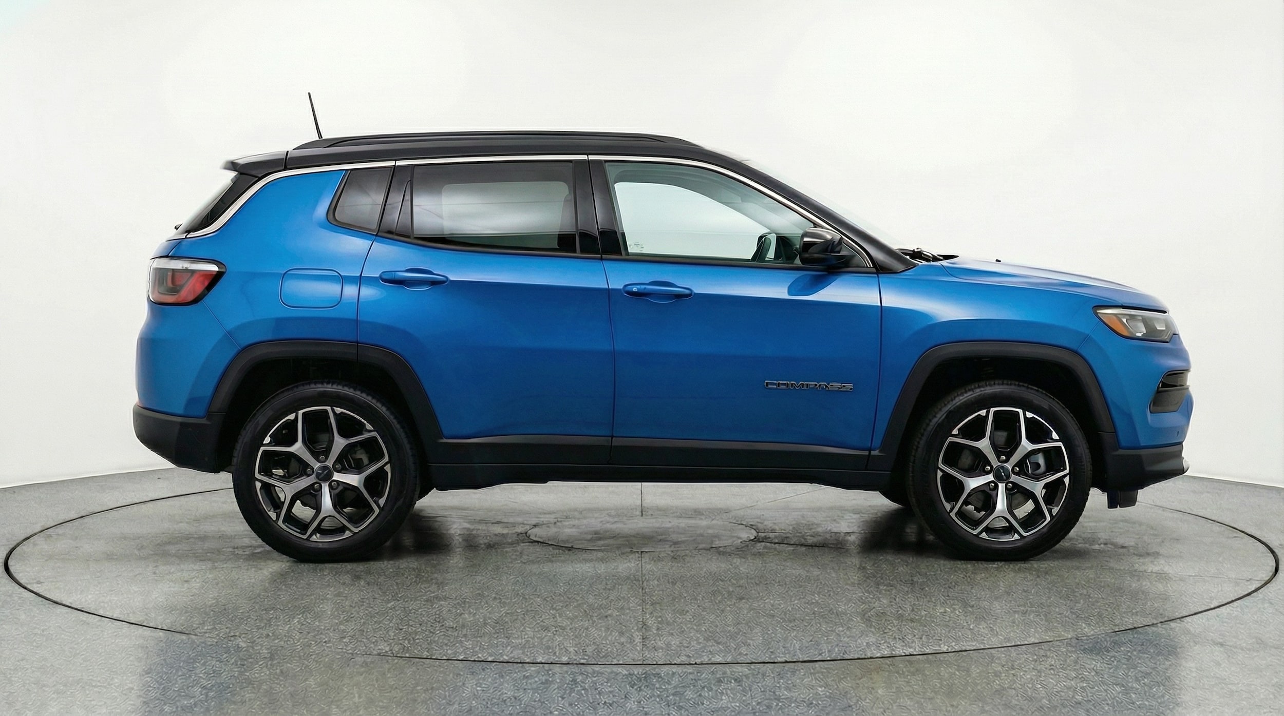 Thumbnail: 2025 Jeep Compass - 8