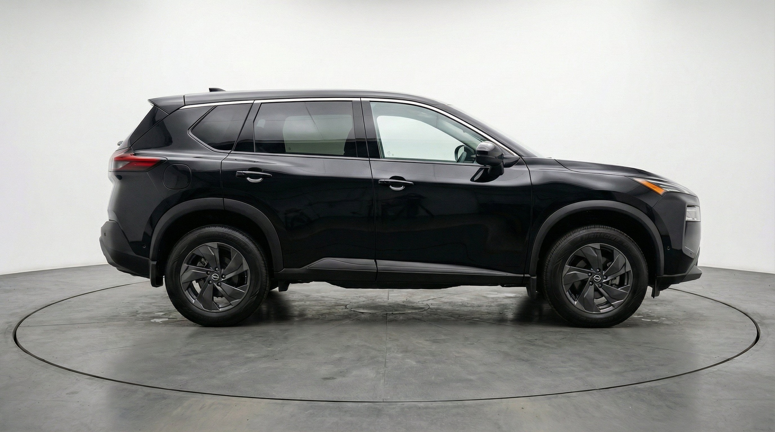 Thumbnail: 2025 Nissan Rogue - 10