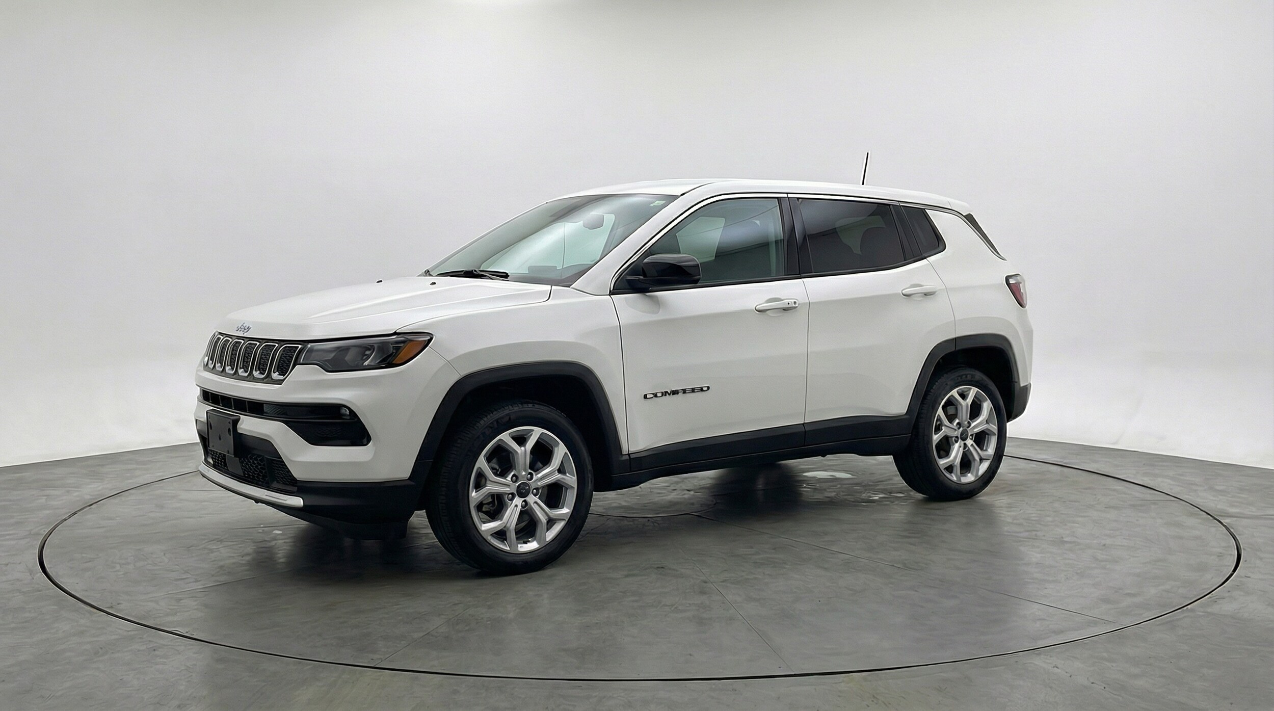 Thumbnail: 2025 Jeep Compass - 3