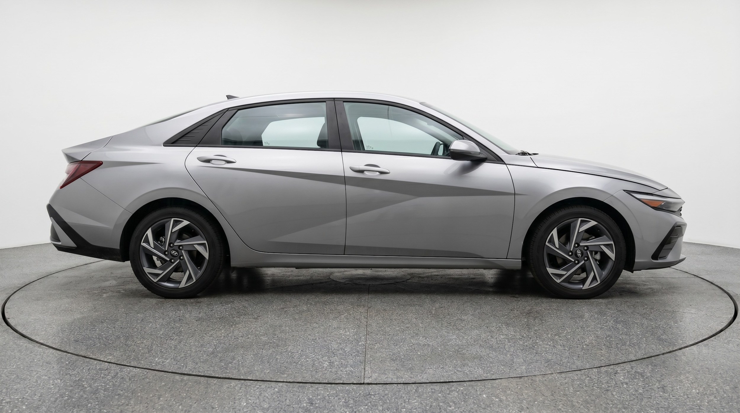 Thumbnail: 2025 Hyundai Elantra - 8