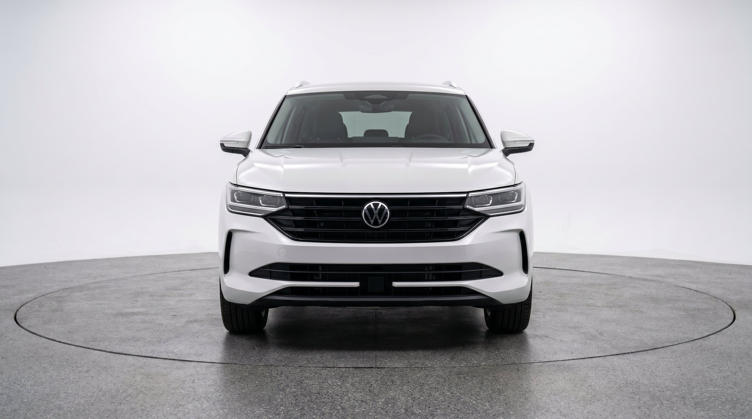 Thumbnail: 2026 Volkswagen Tiguan - 2