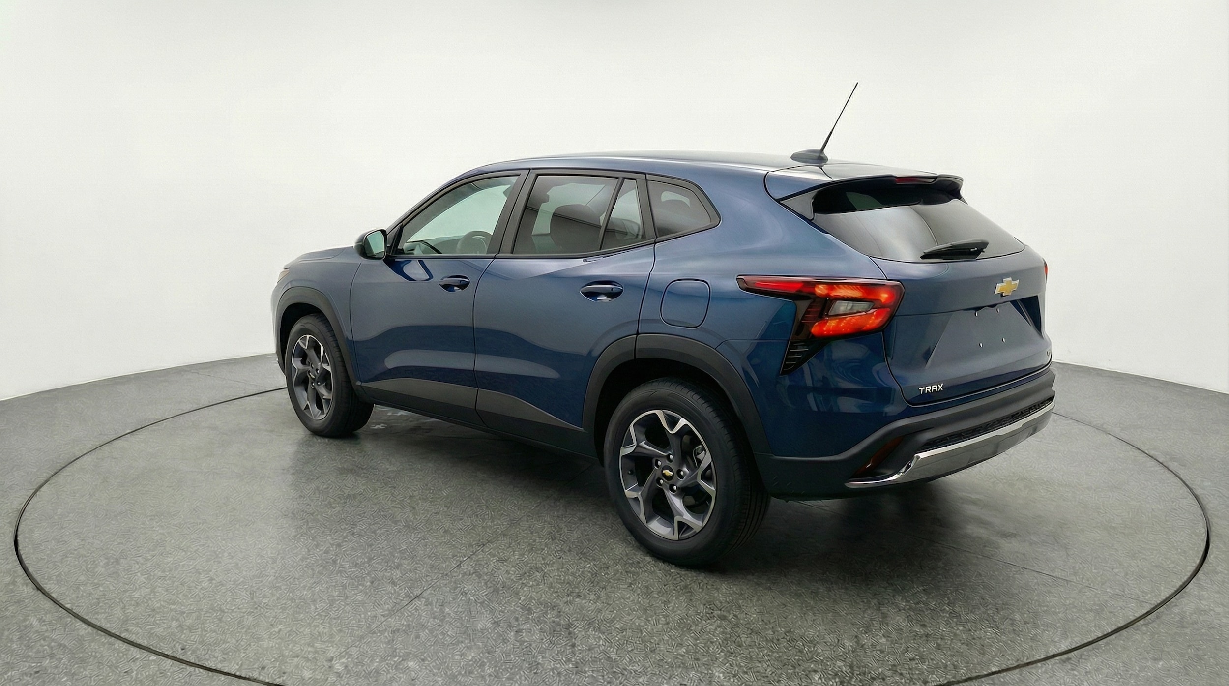 Thumbnail: 2025 Chevrolet Trax - 5