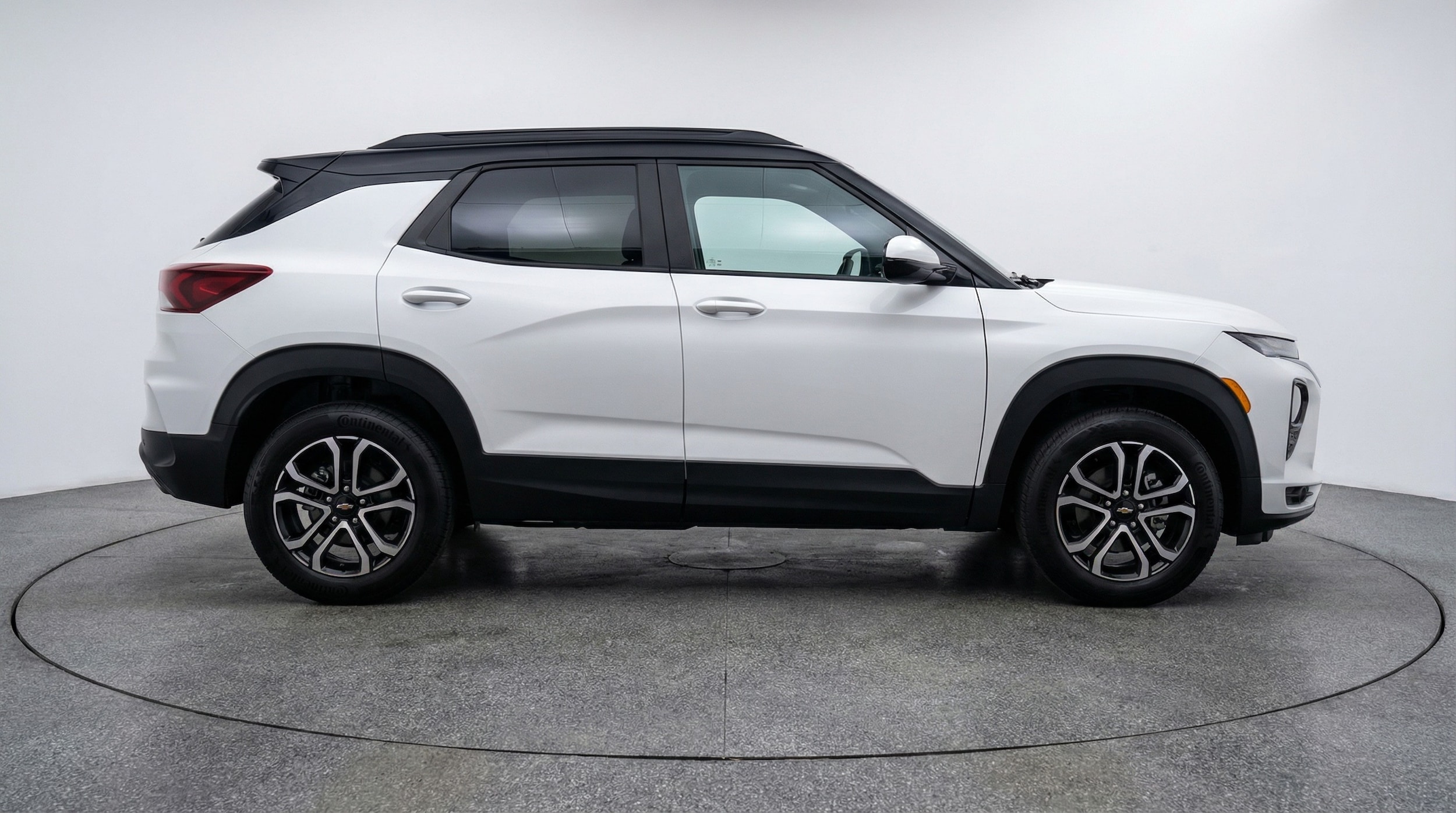 Thumbnail: 2025 Chevrolet TrailBlazer - 8